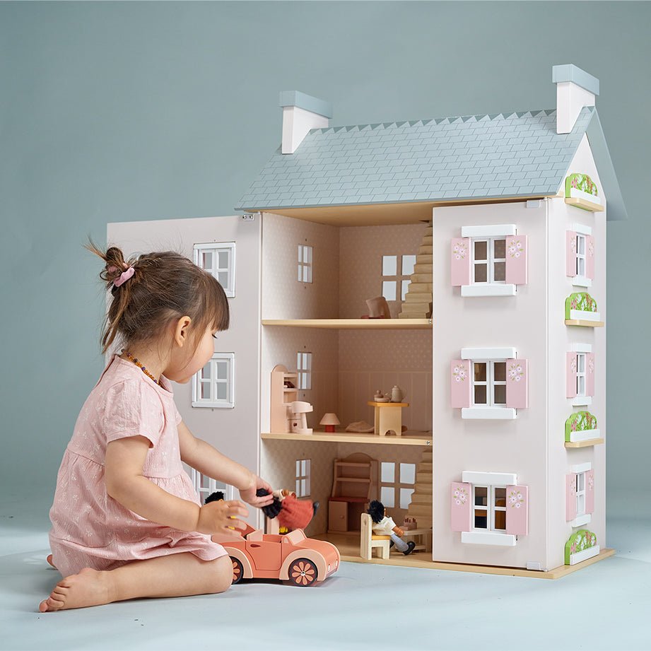 Dolls House Car - REGN