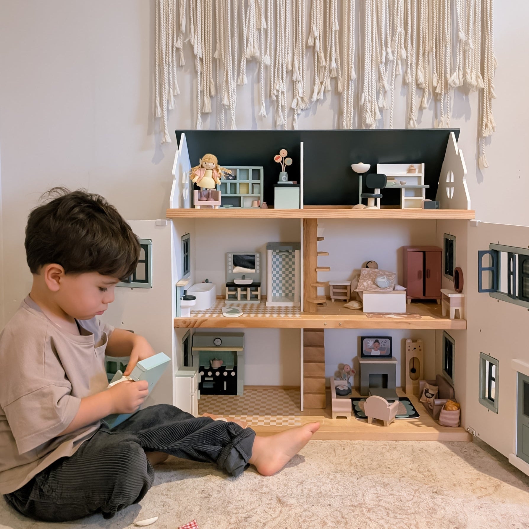 Dovetail House - REGN