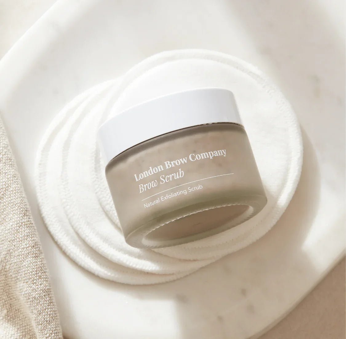 Exfoliating Brow Scrub – Natural Pre-Treatment for Henna & Tint - REGN