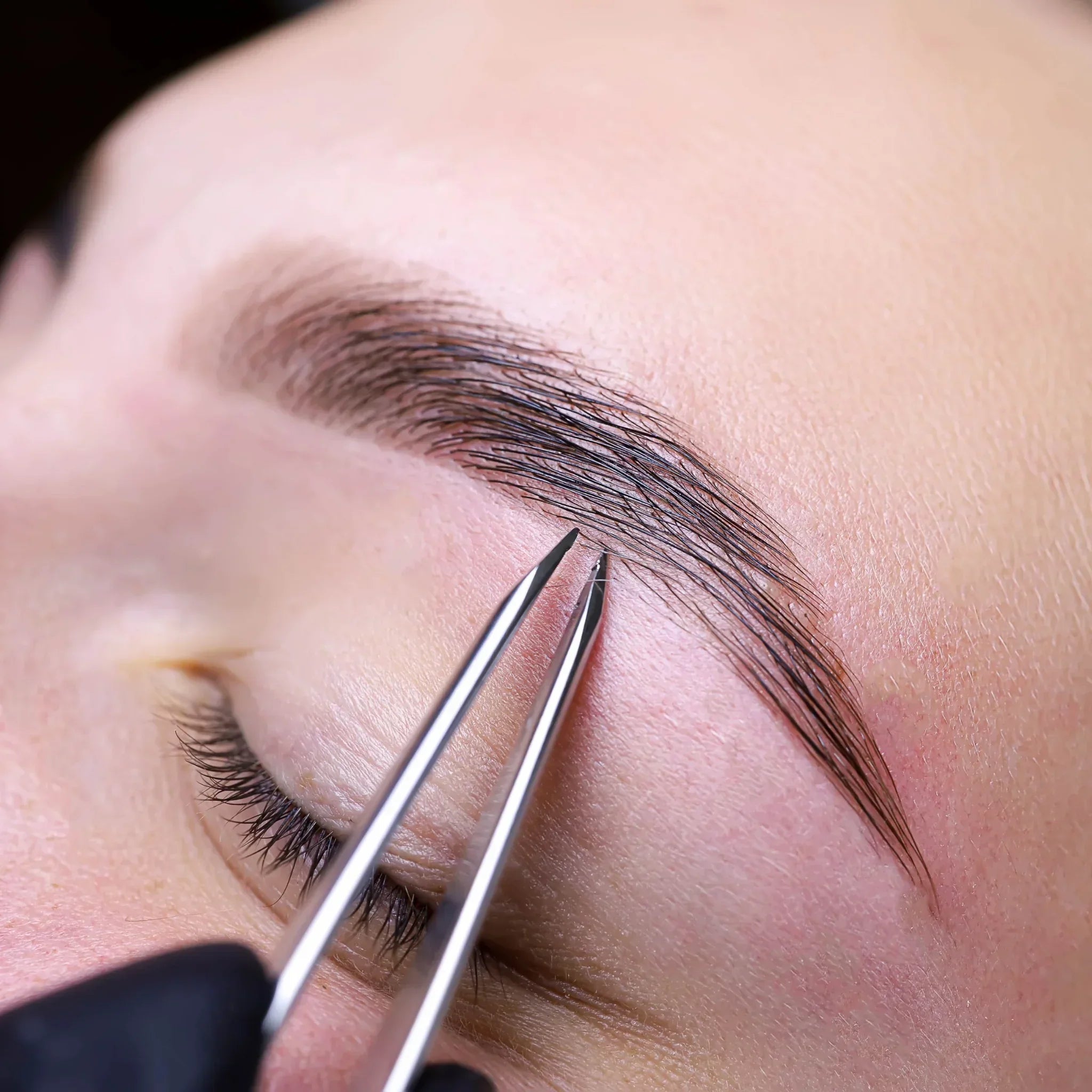Eyebrow Shaping, Tinting, Waxing 3 in 1 Course | Accredited Online Training - REGN
