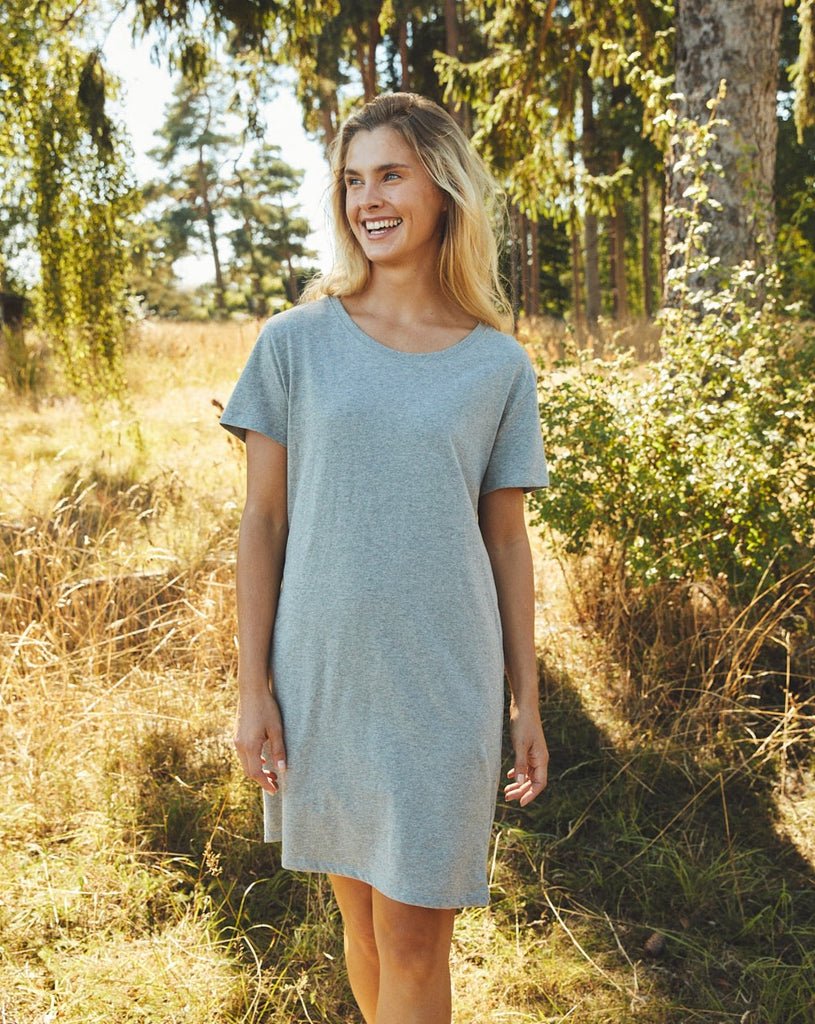 Fairtrade Organic Long Length T-shirt: Womens - REGN