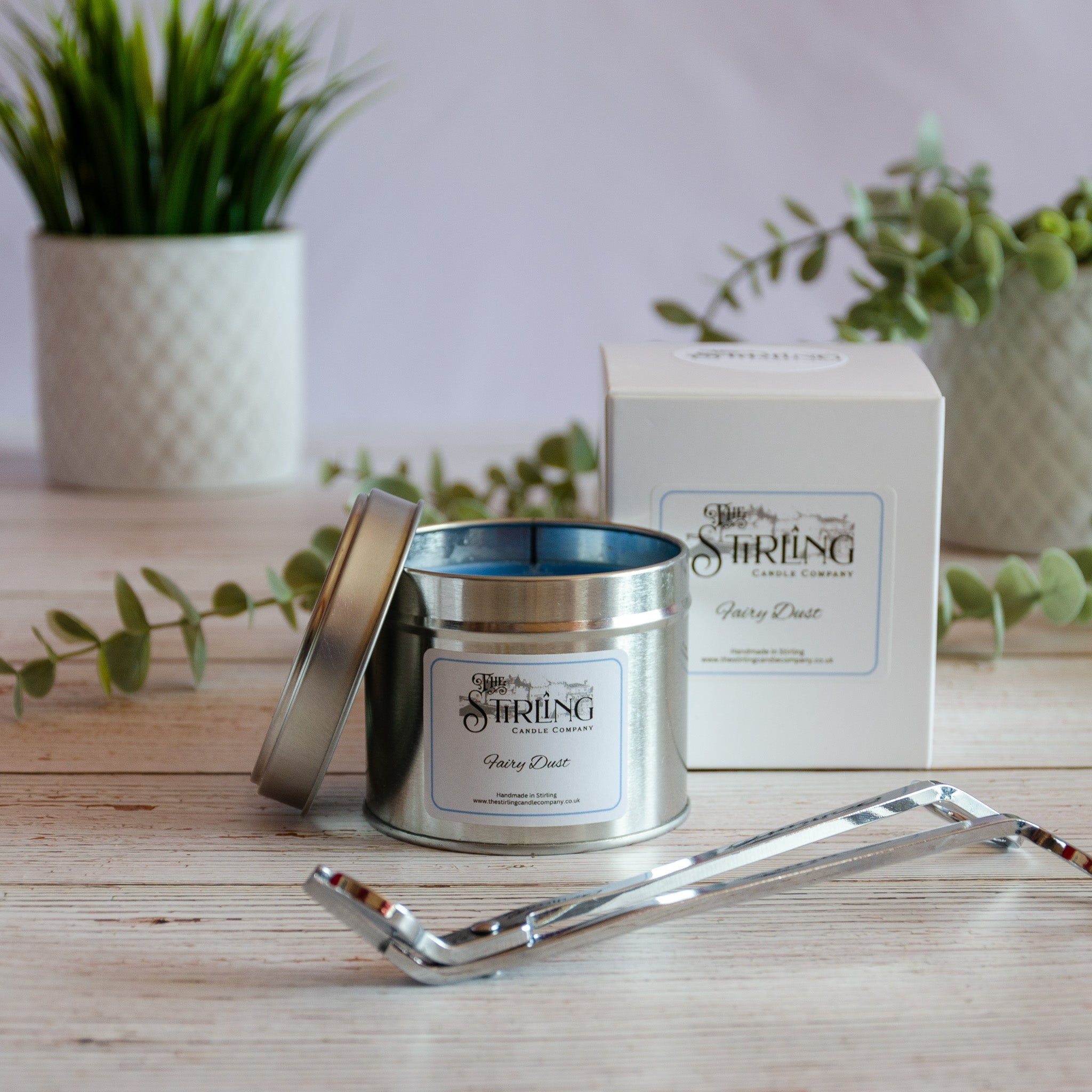Fairy Dust - Travel Tin Candle - Wooden Wick - REGN