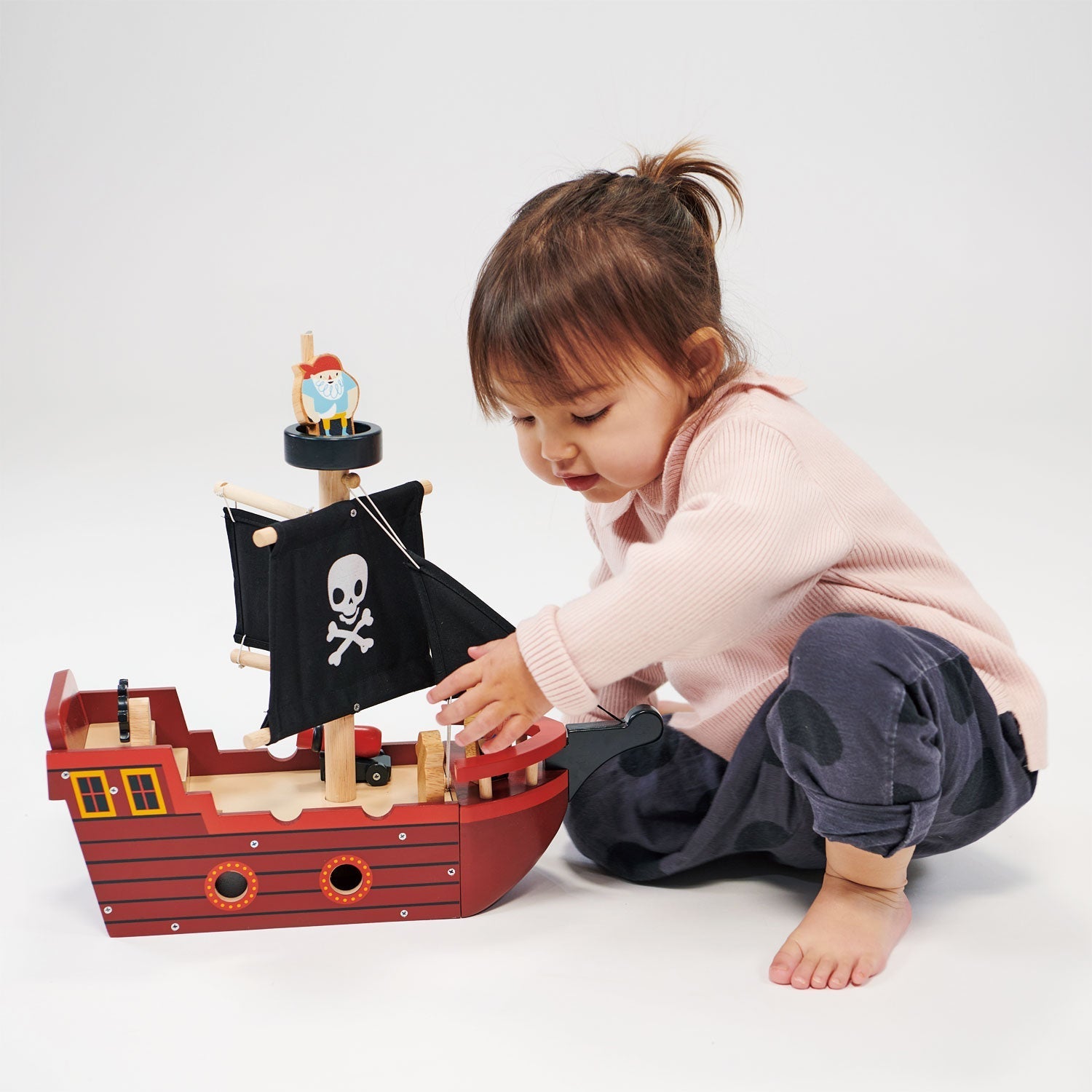 Fishbones Pirate Ship - REGN