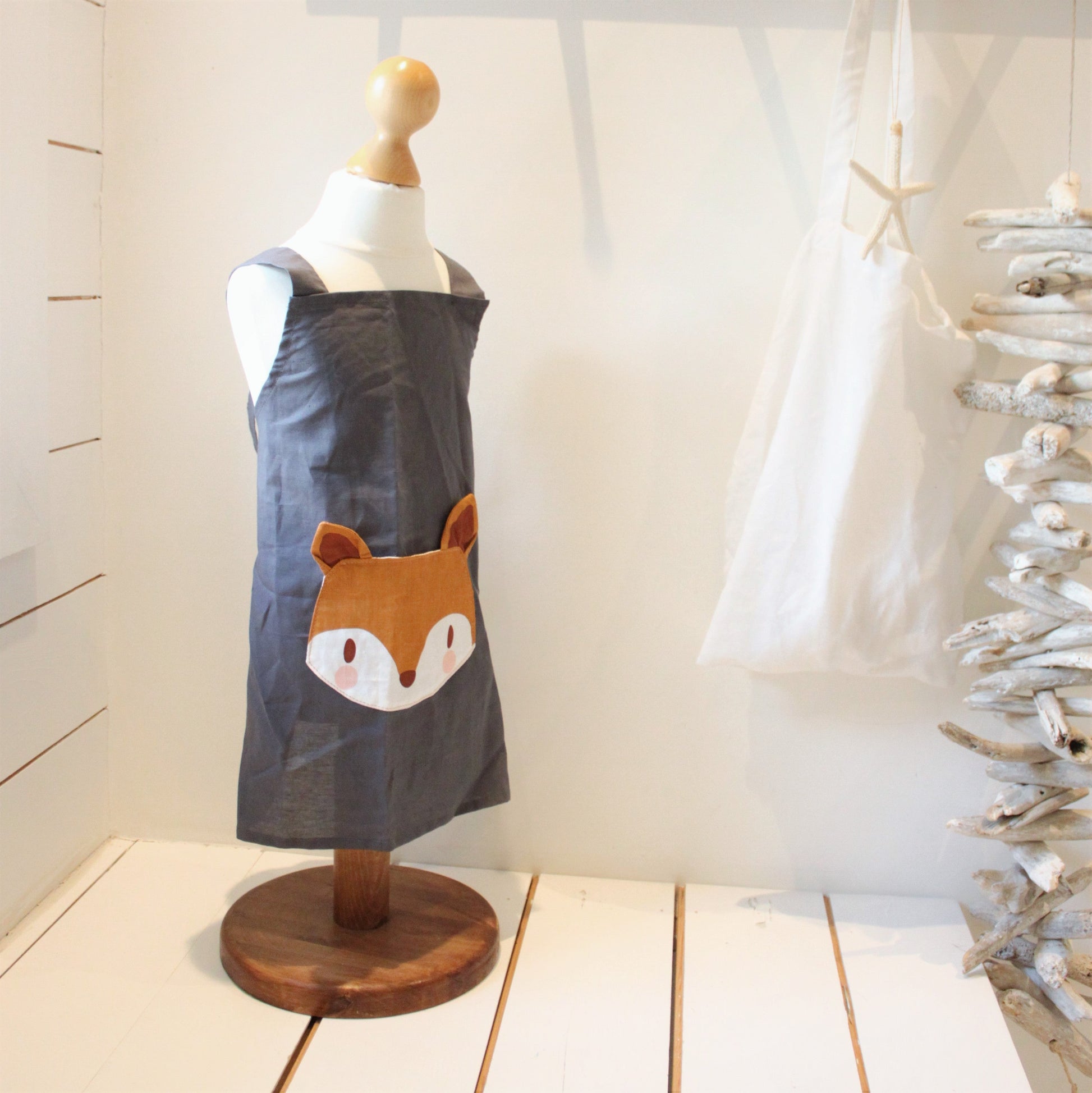 Fox Linen Apron - REGN