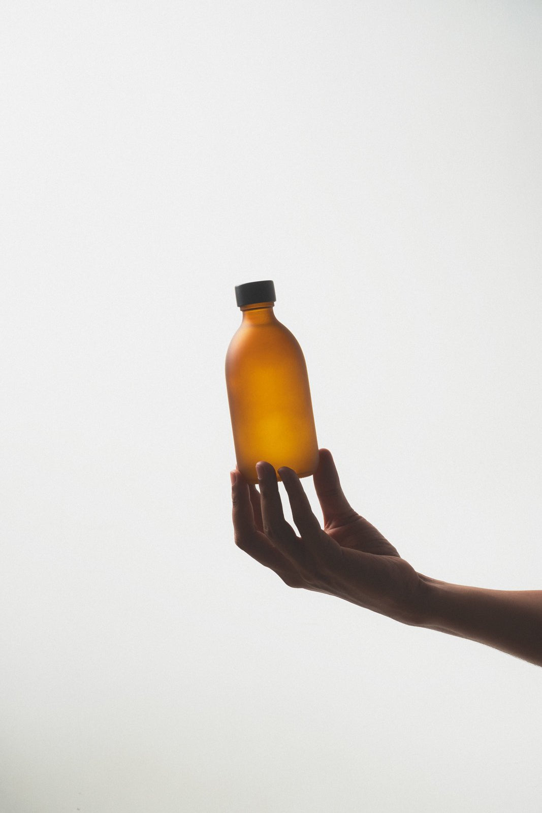 Frosted Amber Bottle and Cap - REGN