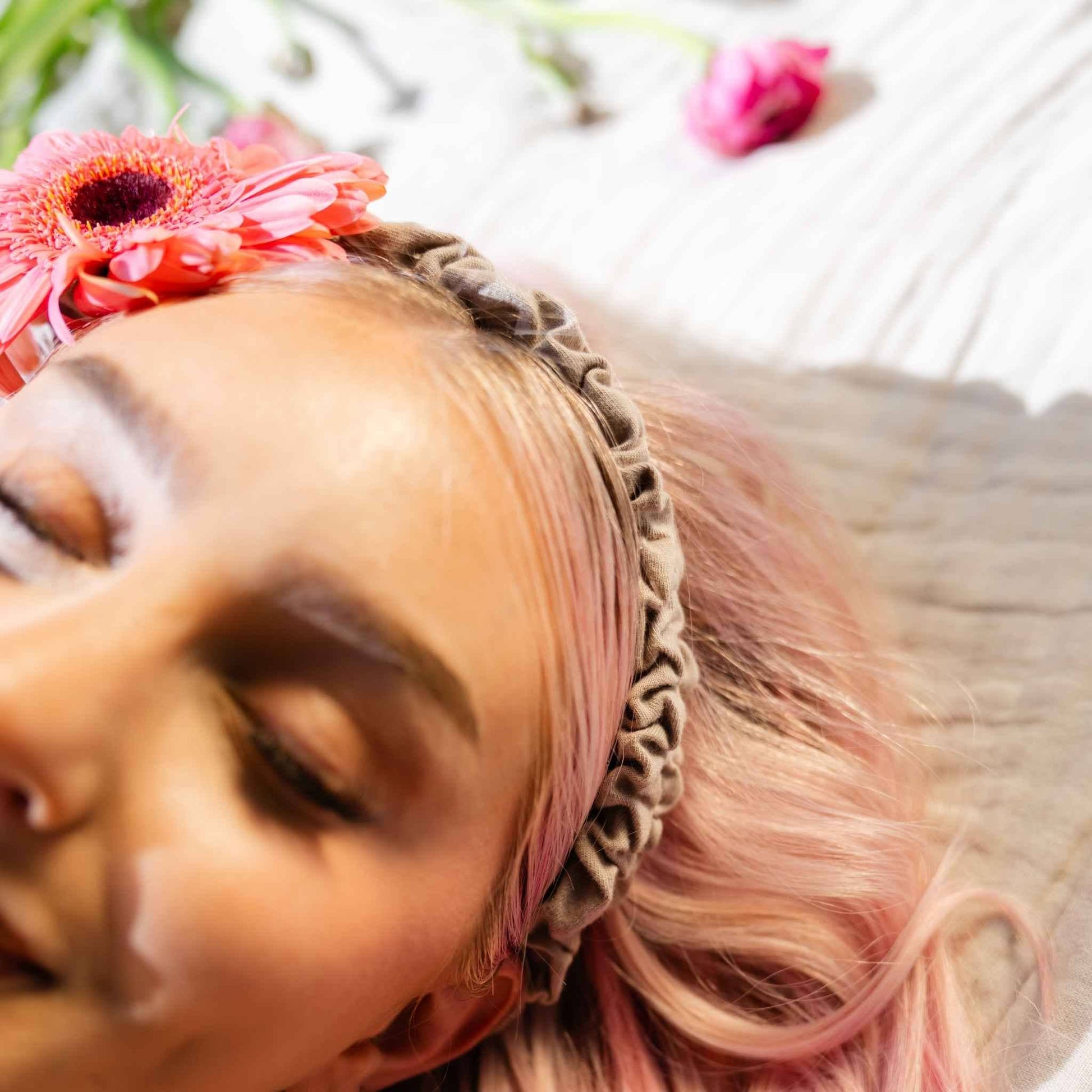 Gather Headband – Organic Plastic - Free Ruched Headband - REGN