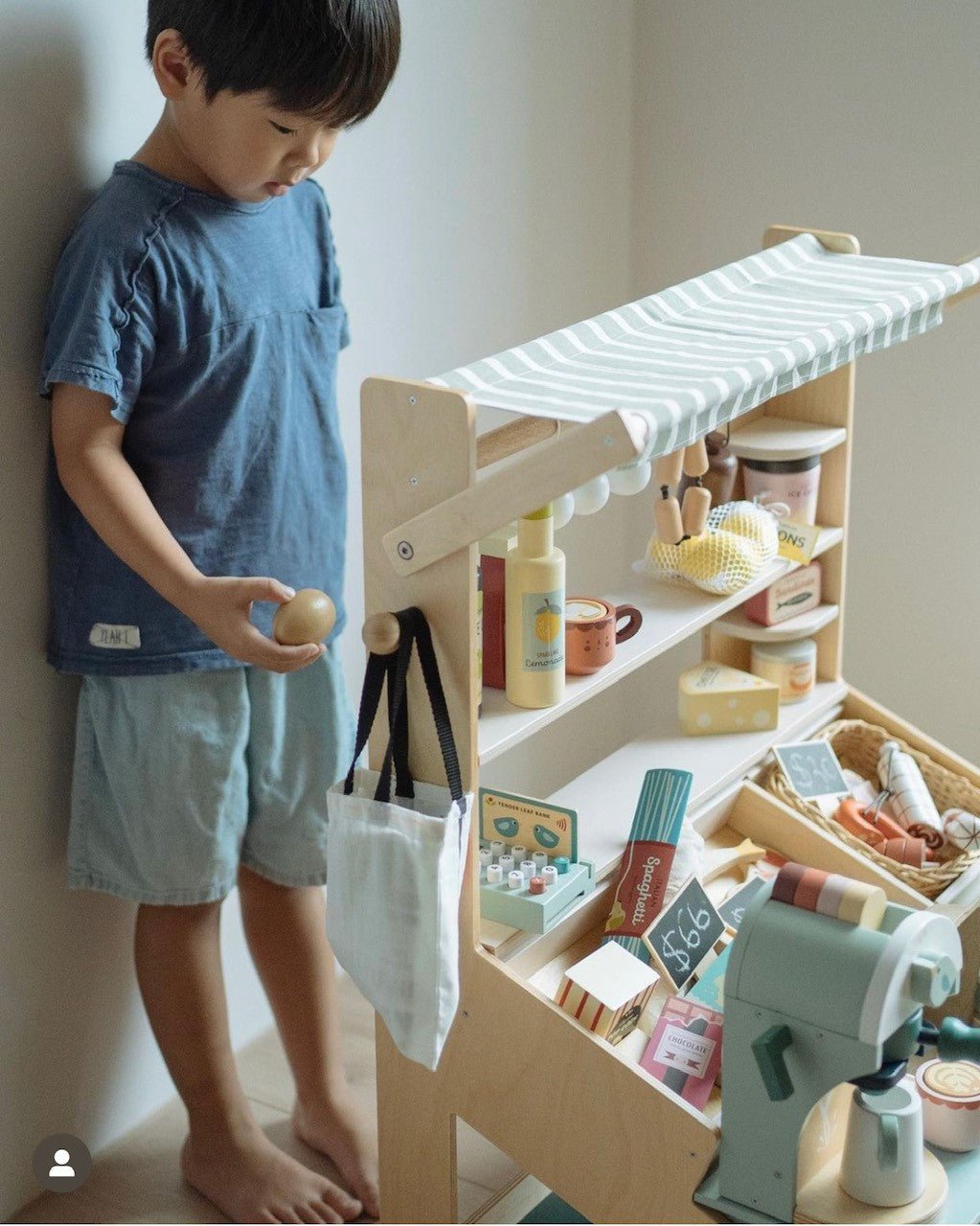 General Stores - REGN