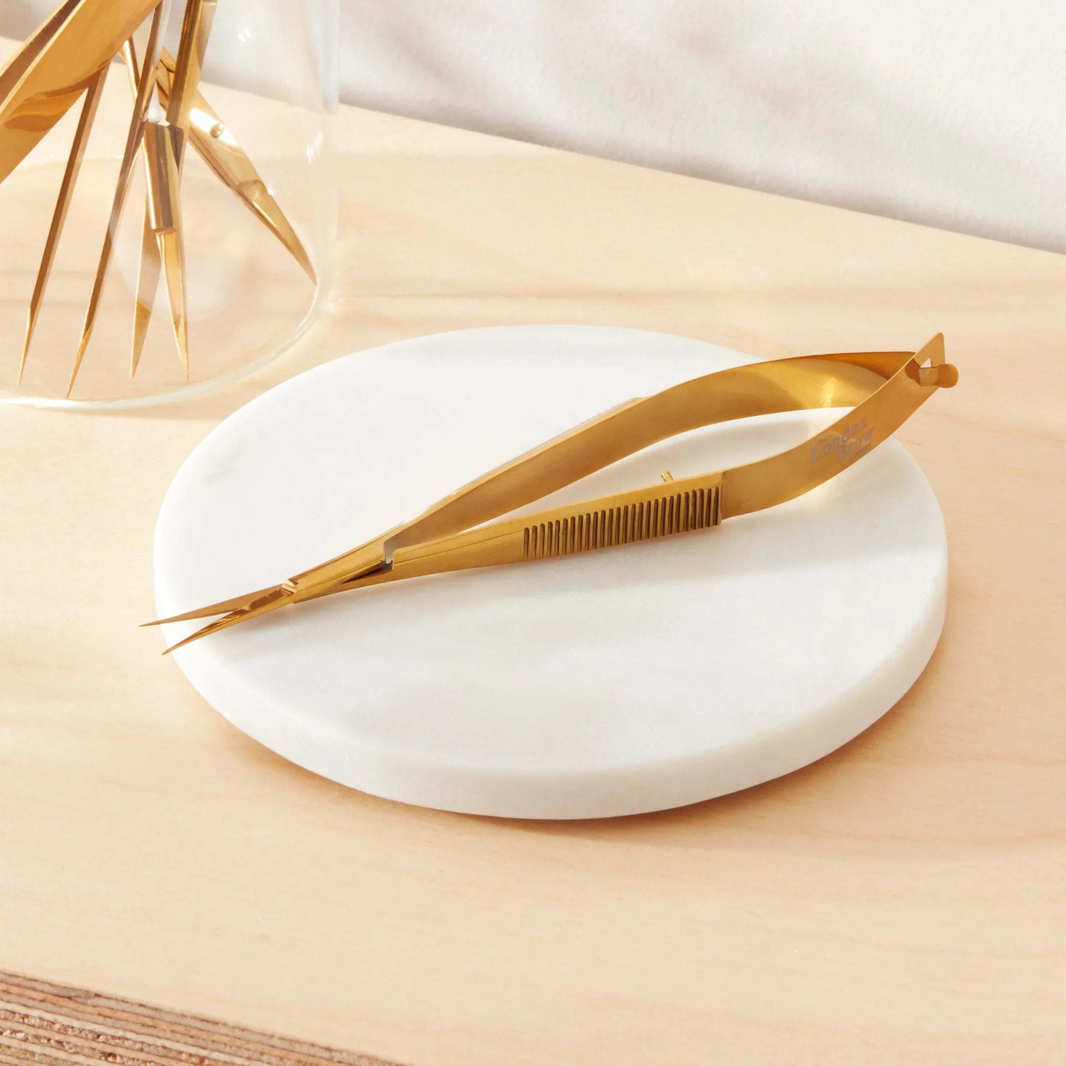 Gold Spring Brow Scissors - REGN