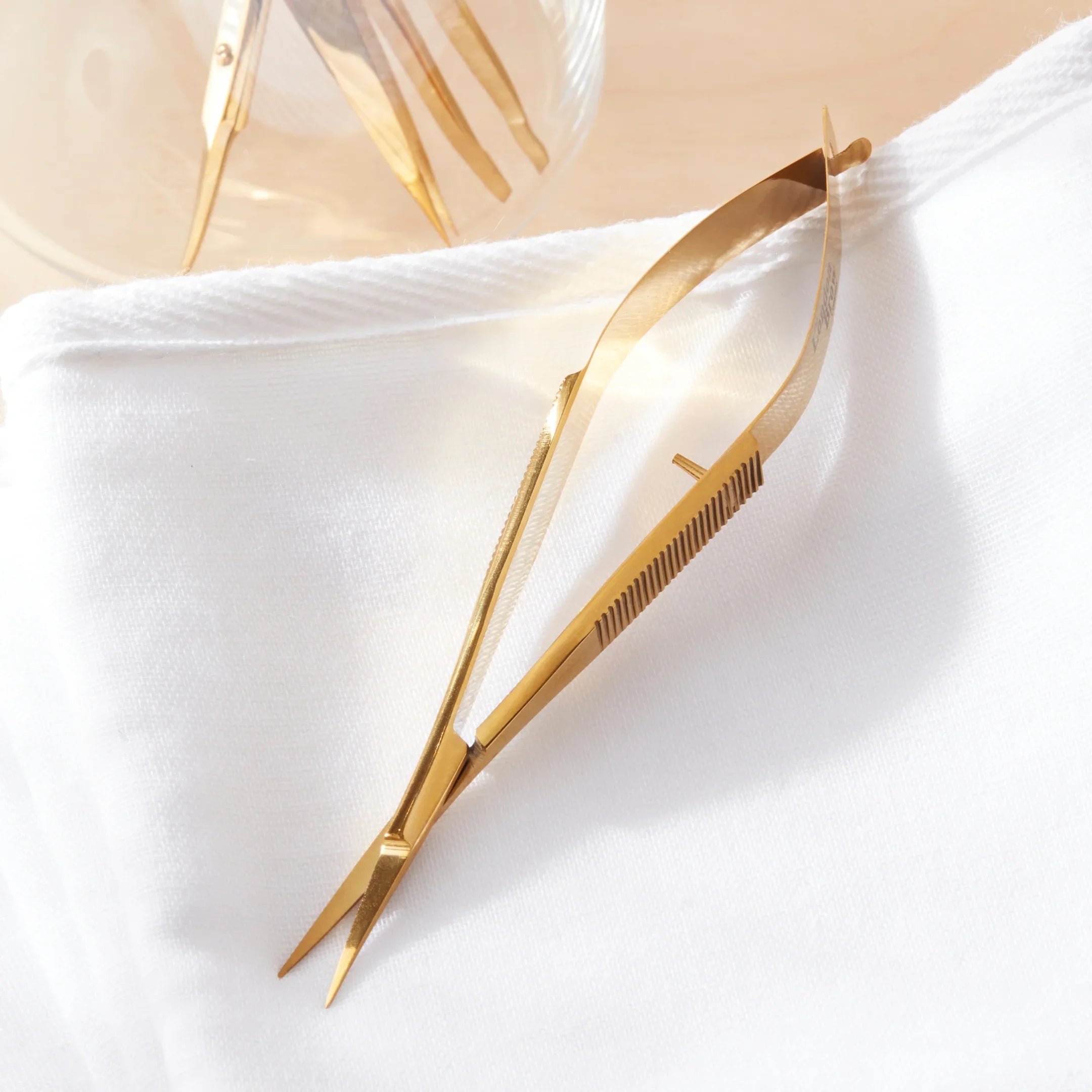 Gold Spring Brow Scissors - REGN