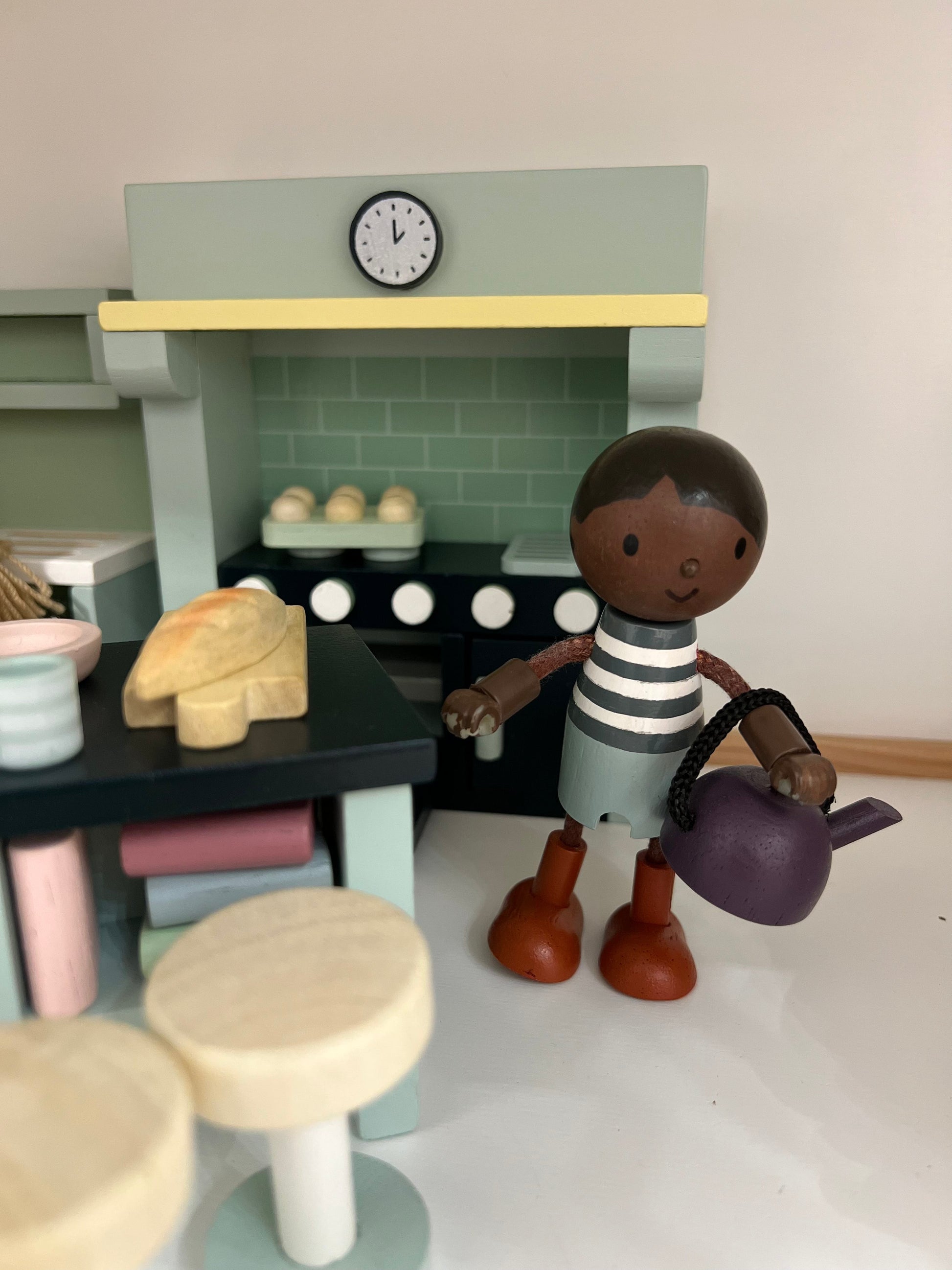 Hummingbird Doll Family - REGN