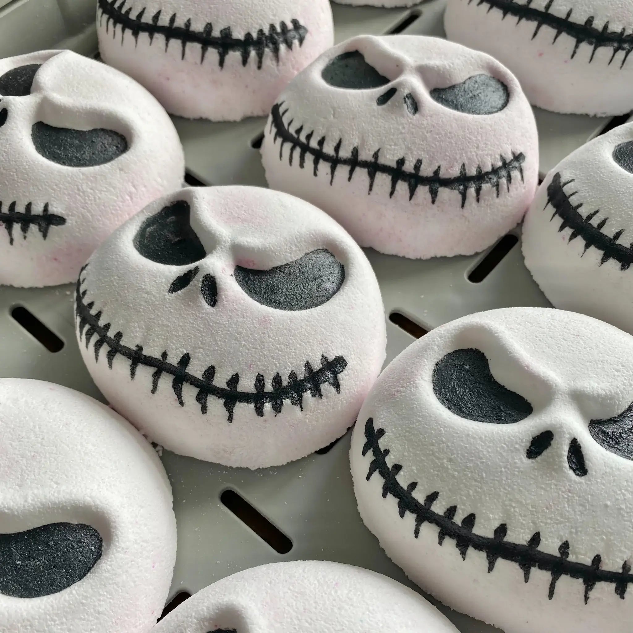 Jack Skellington Bath Bomb – Halloween Spooky Bath Fizzer - REGN