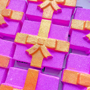 Jumbo Christmas Present Bath Bomb – Snow Fairie Scent - REGN