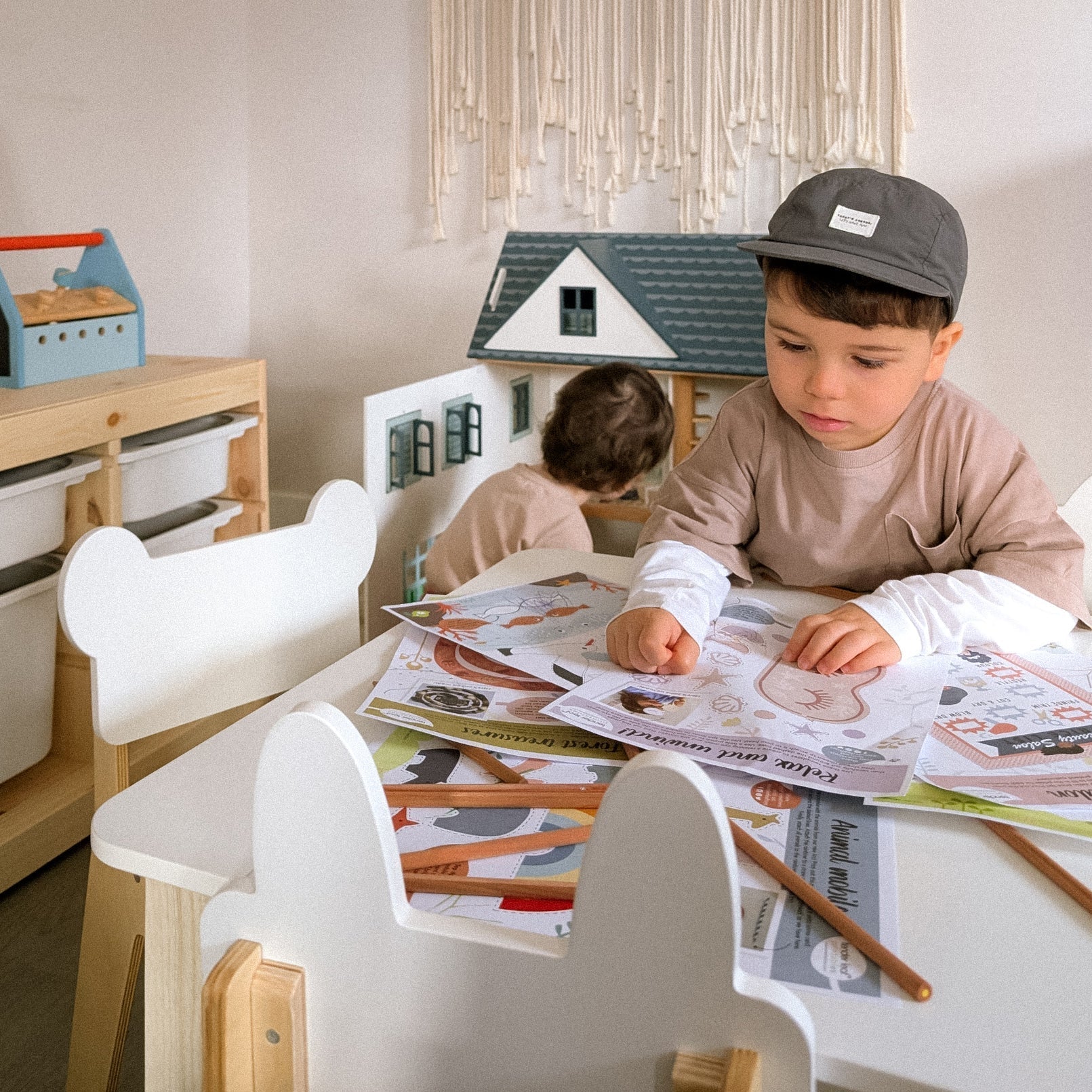 Kid's Table - REGN