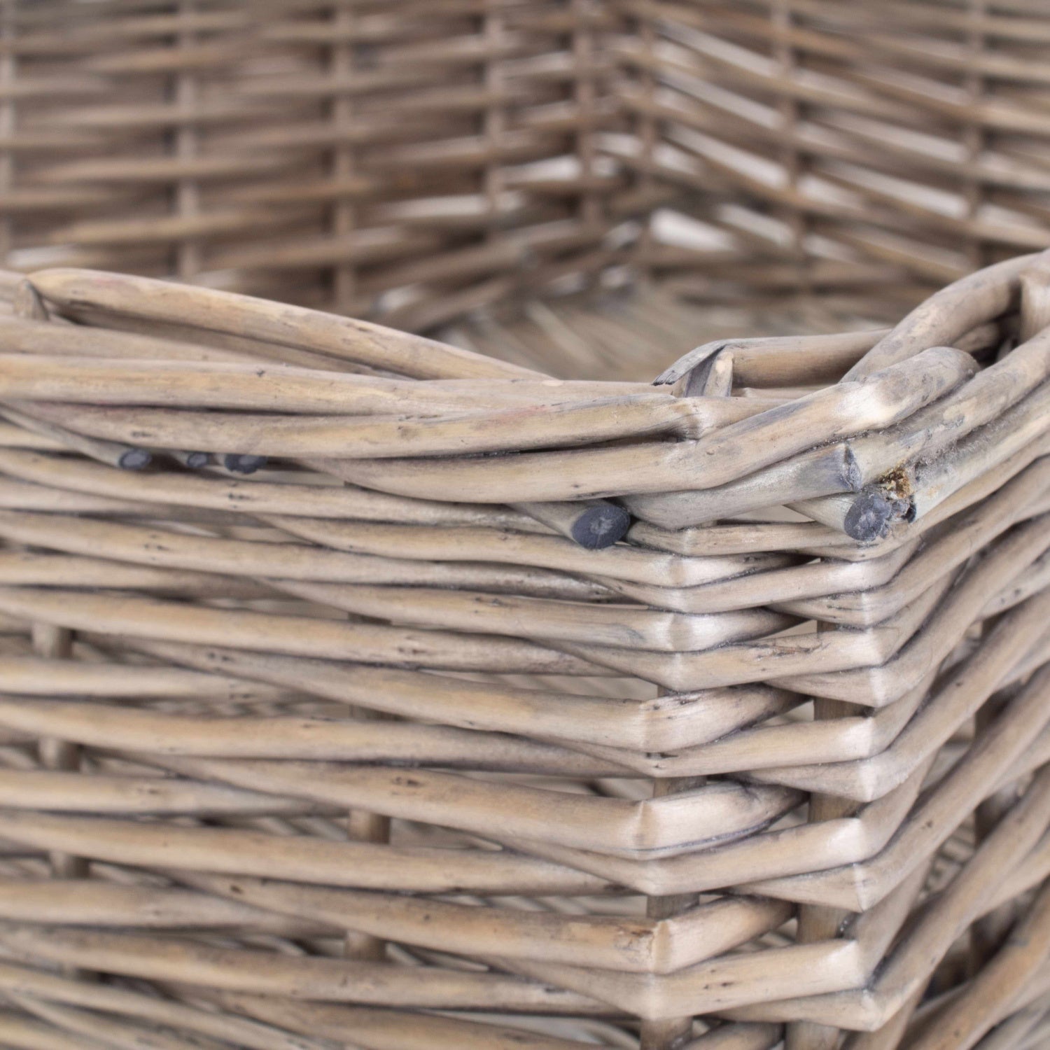 Large Antique Wash Straight-Sided Tray Basket - REGN