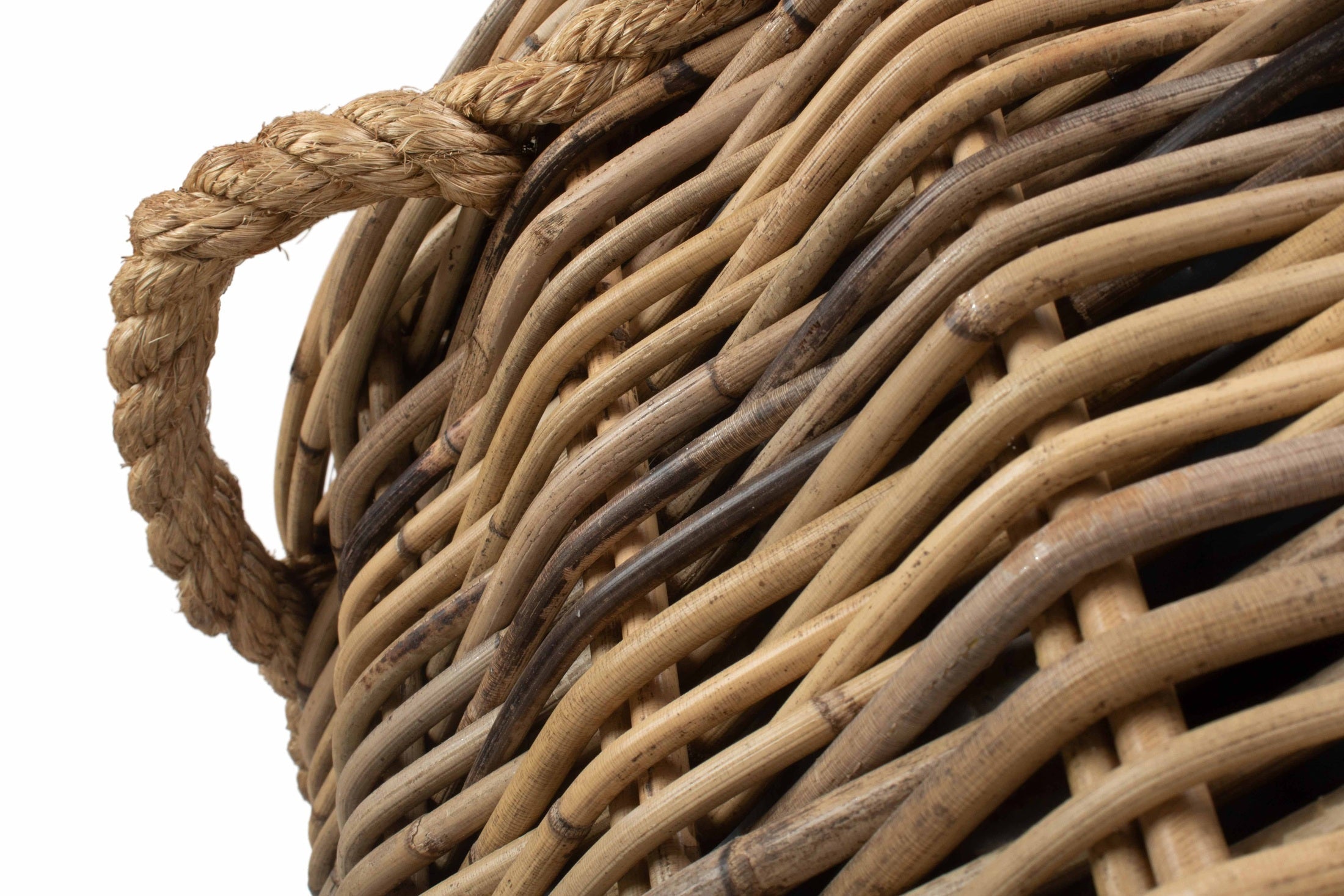 Large Rope Handled Rattan Round Planter With Plastic Lining - REGN