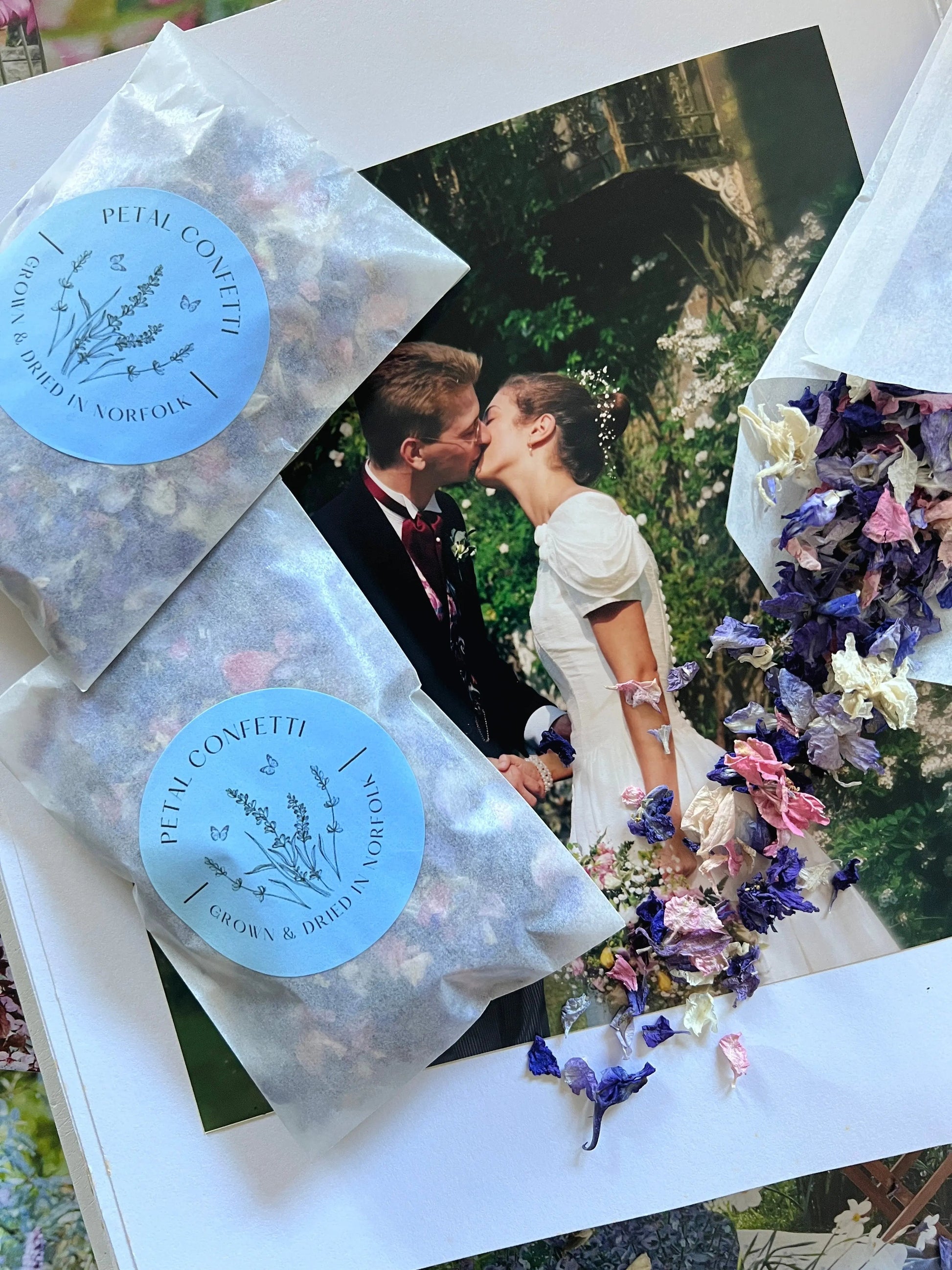 Larkspur Confetti (Mixed Colours) 4g - REGN