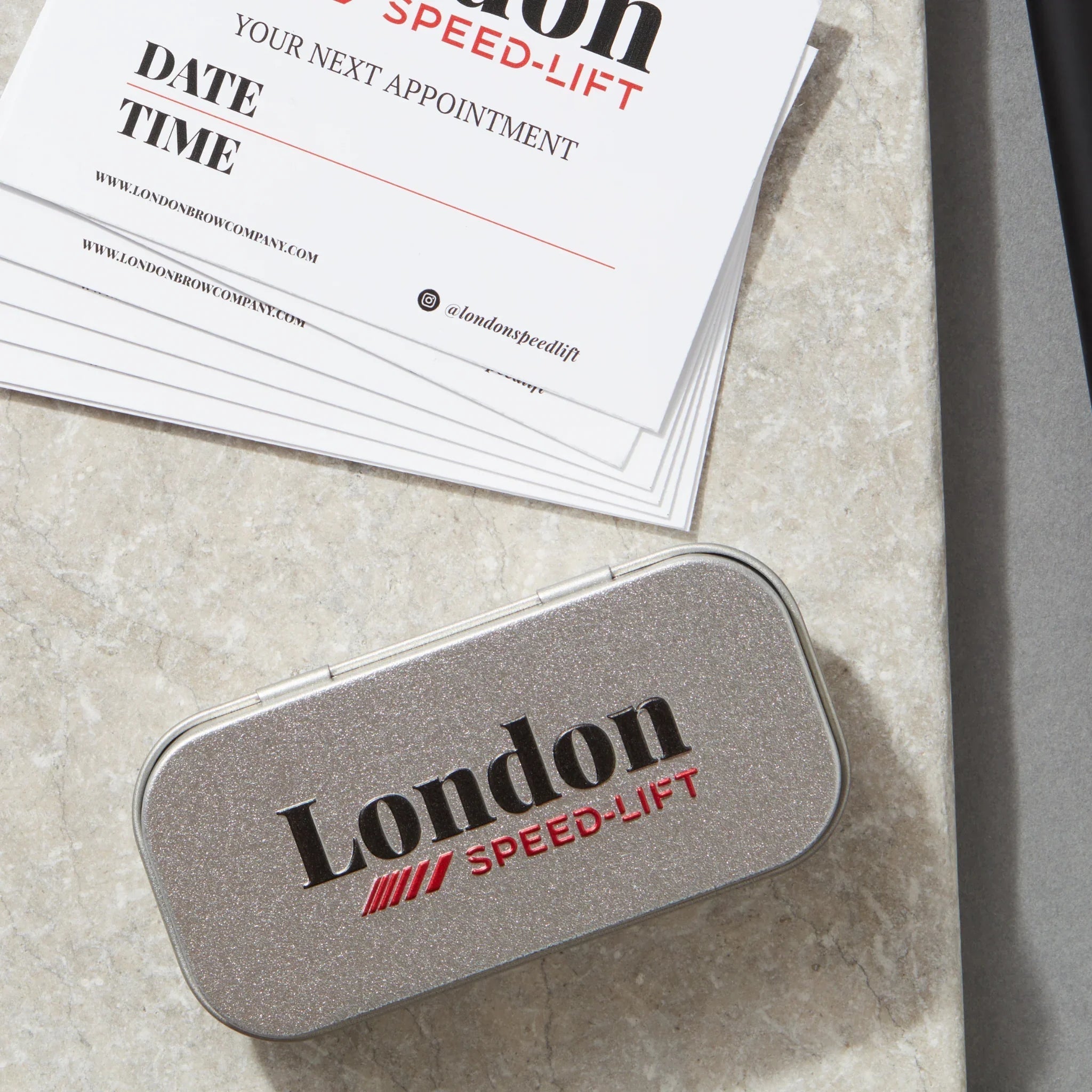 Lash Shield Racing Storage Tin: Durable & Hygienic Organise Your Lash Shields - REGN