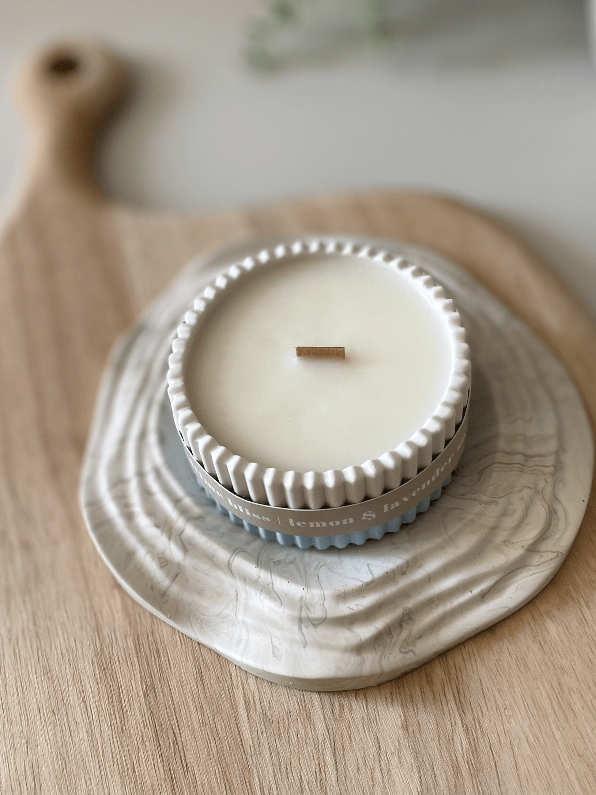 Lemon & Lavender Stoneware Soy Candle – Soothing Bedtime Aroma - REGN