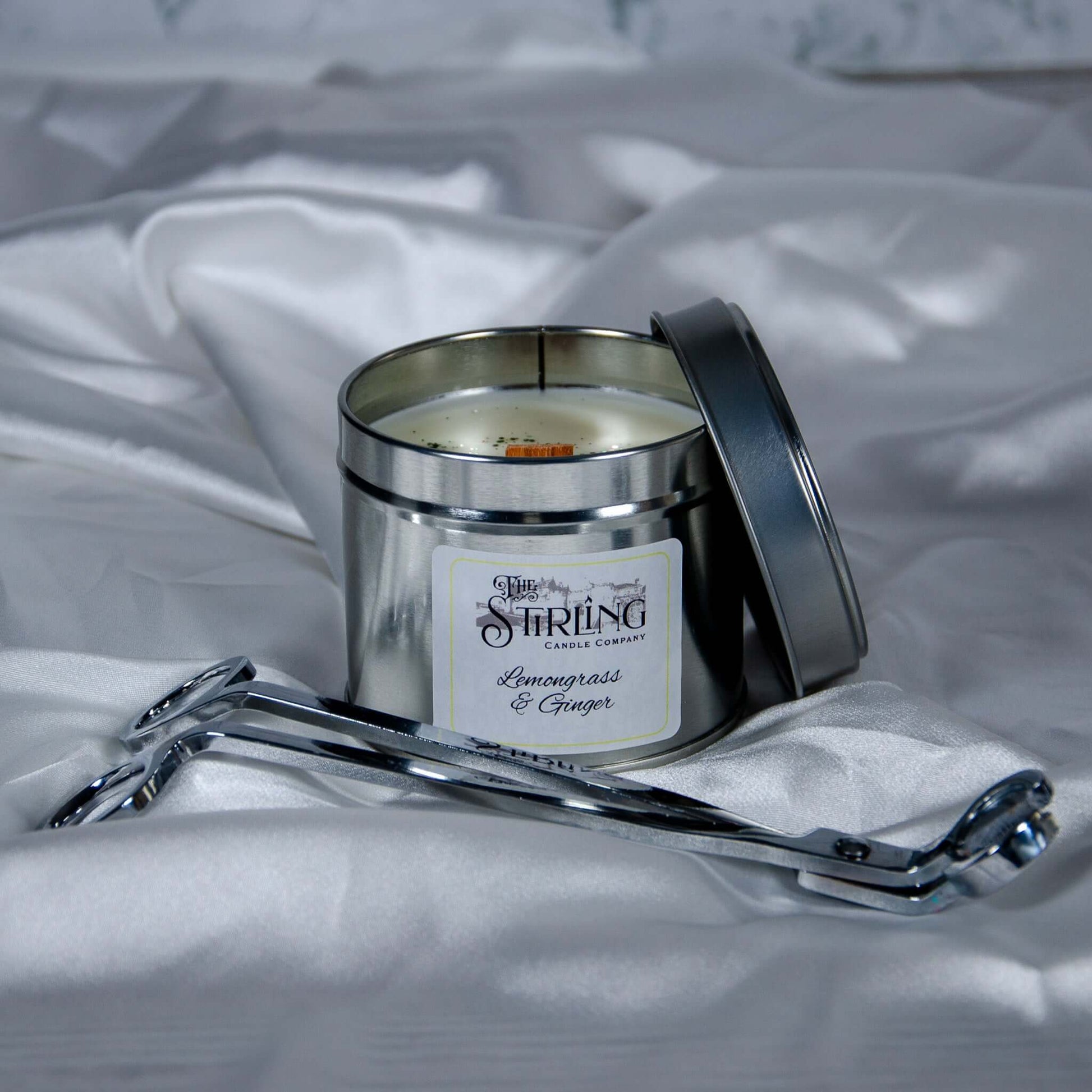 Lemongrass & Ginger - Travel Tin Candle - Wooden Wick - REGN