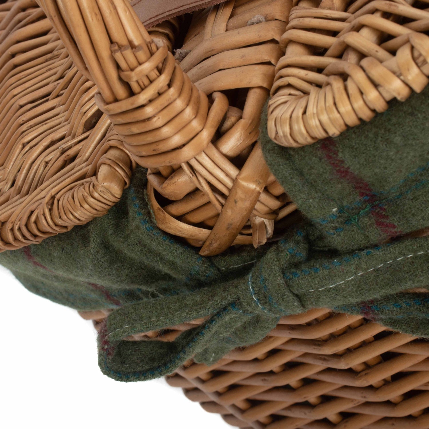 Light Steamed Willow Oval Lidded Picnic Hamper Basket with Green Tweed Lining - REGN