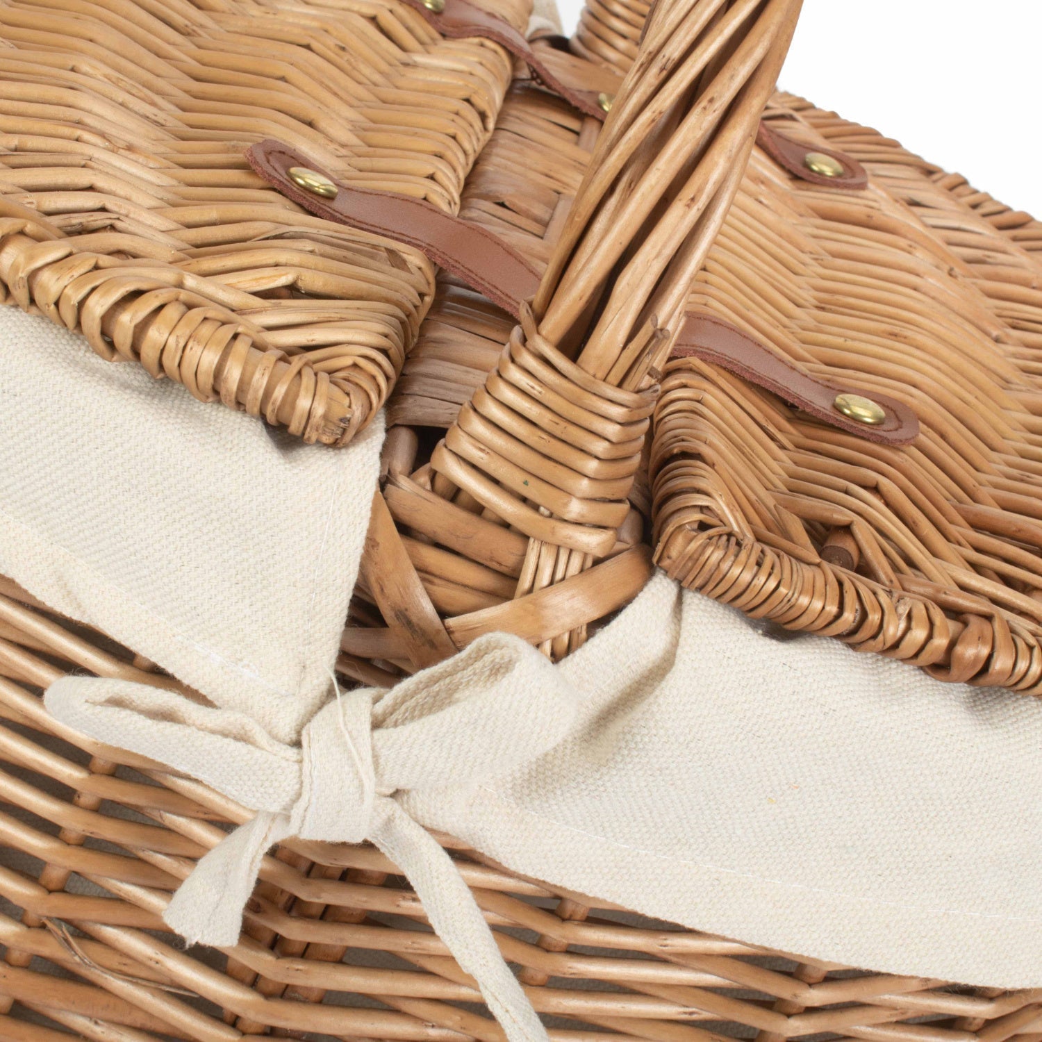 Light Steamed Willow Oval Lidded Picnic Hamper Basket with White Lining - REGN