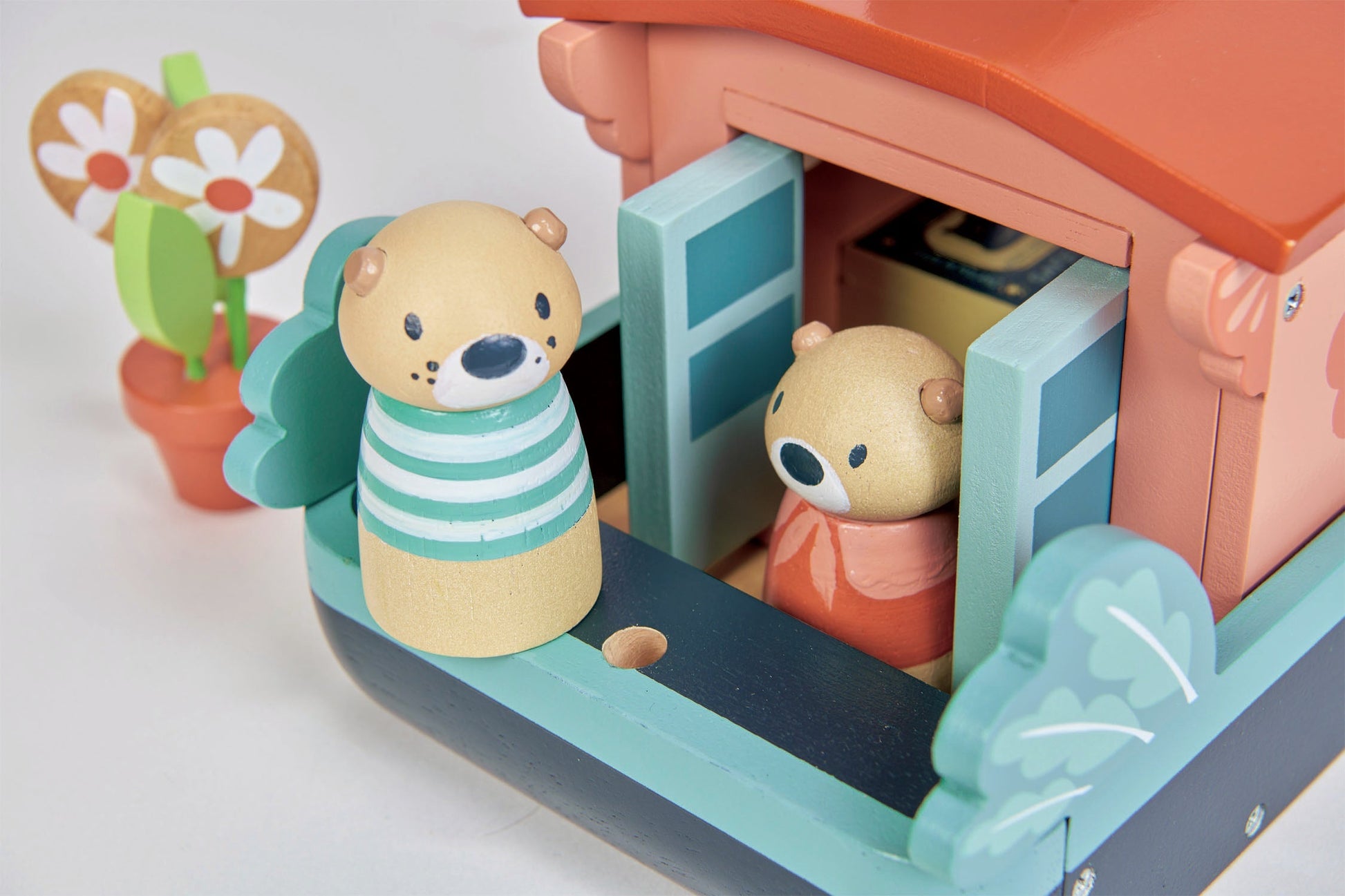Little Otter Canal Boat - REGN
