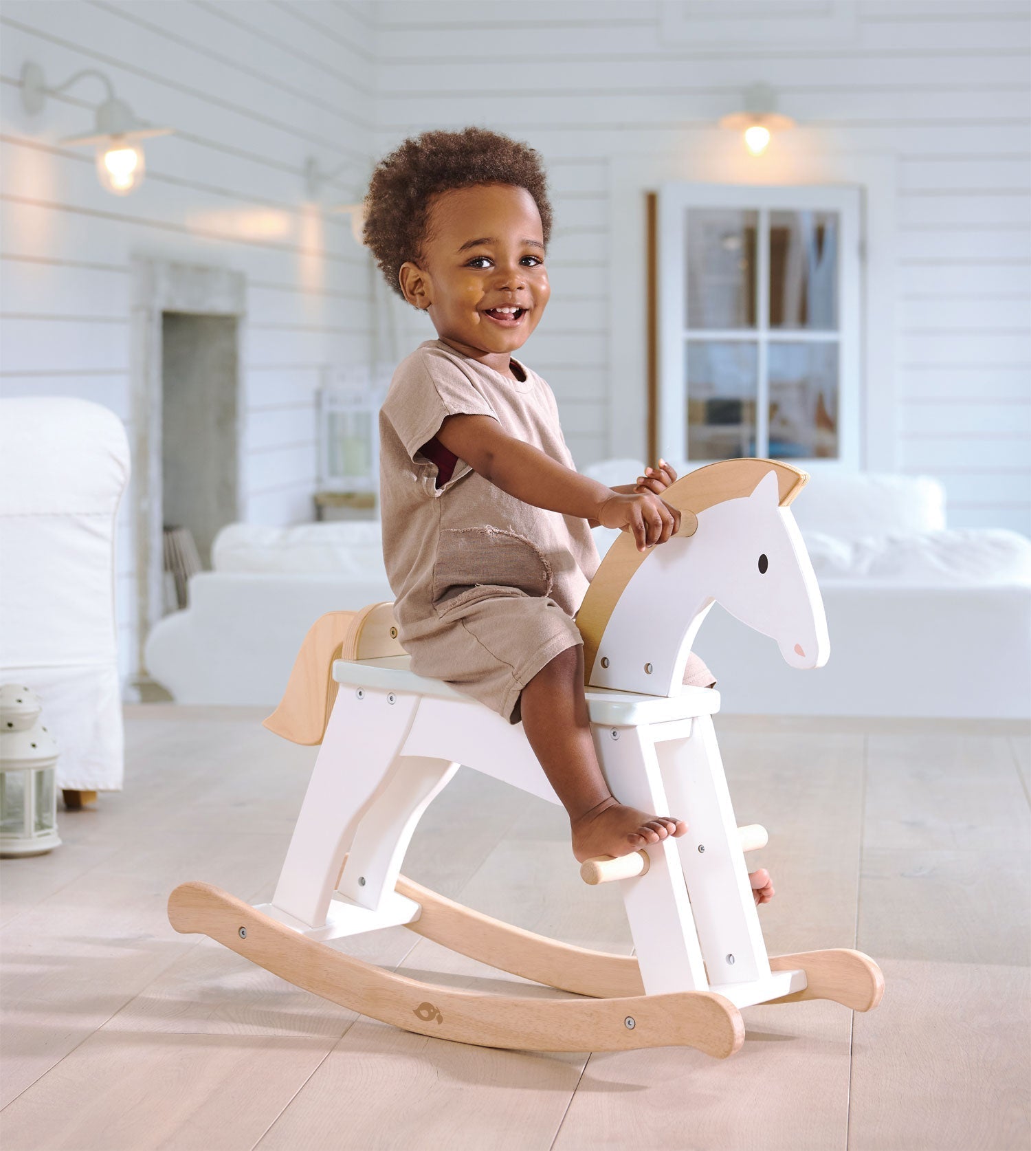 Lucky Rocking Horse - REGN