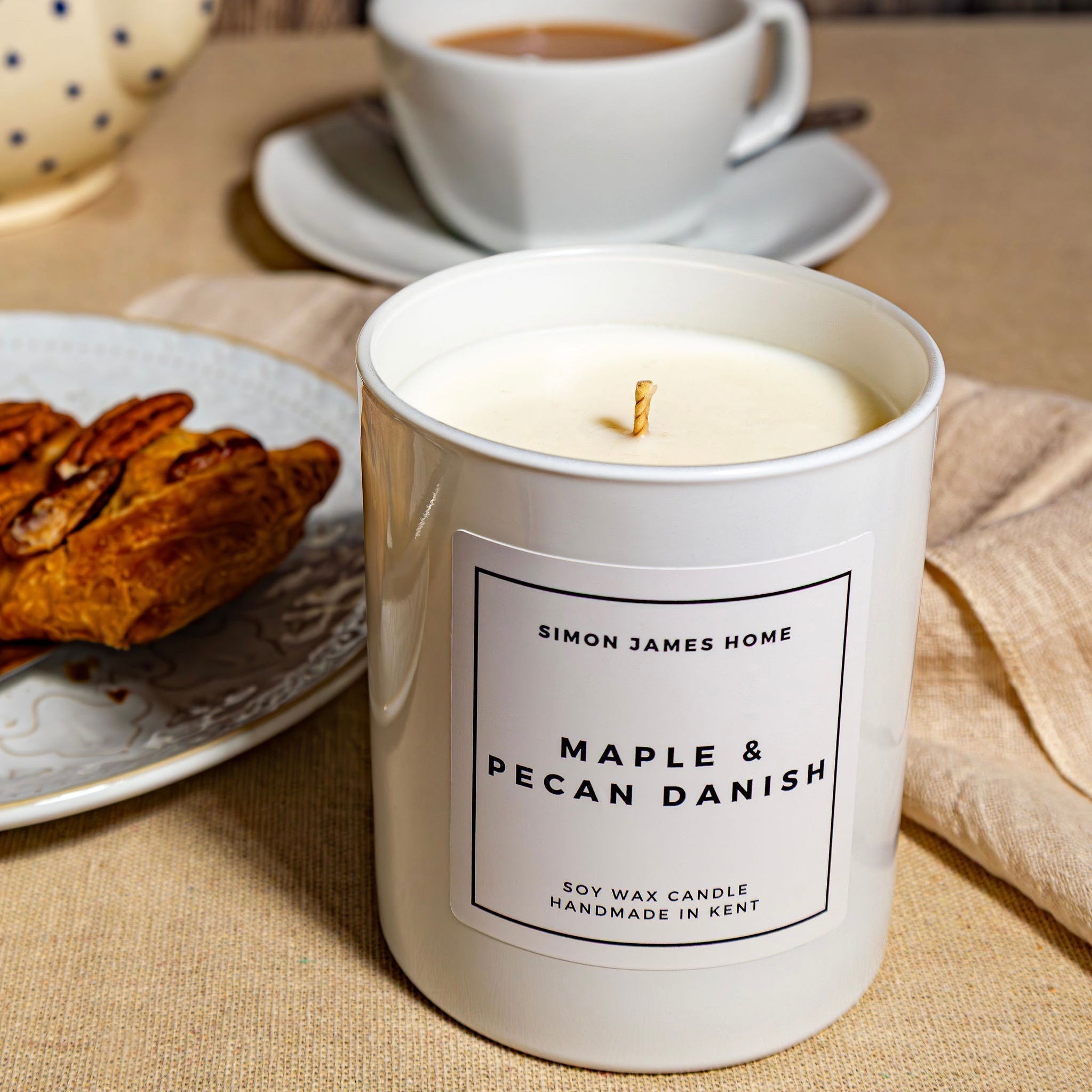Maple & Pecan Danish Candle - Luxury Soy Wax - REGN