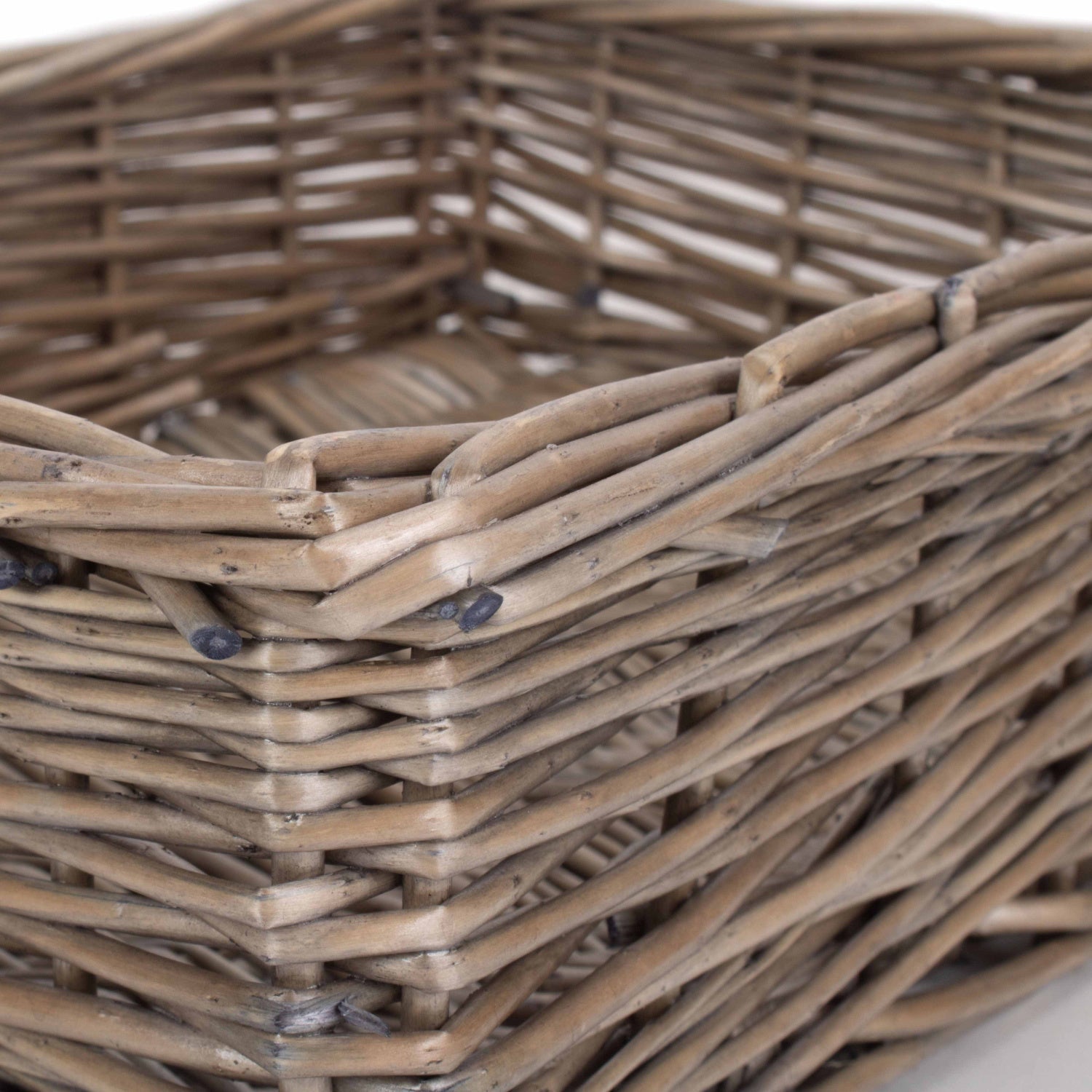 Medium Antique Wash Straight-Sided Tray Basket - REGN