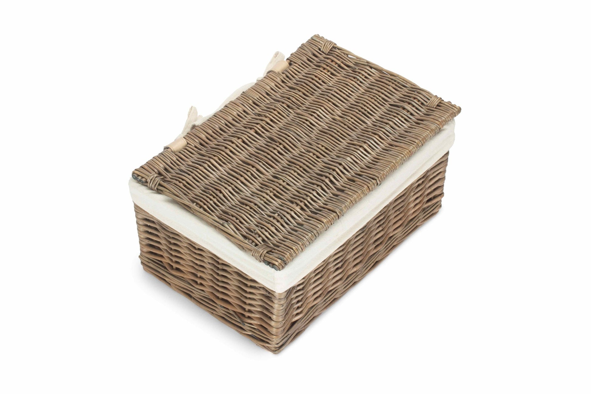 Medium Antique Wash Willow Storage Hamper with White Lining - REGN