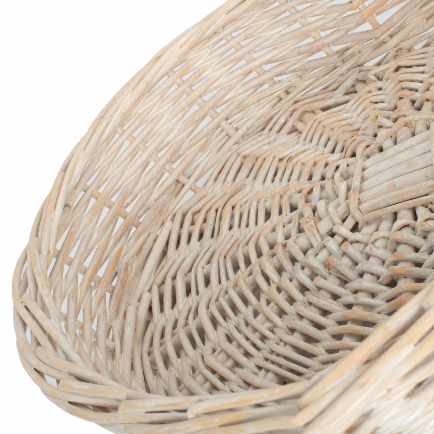 Medium White Wash Heart Shaped Tray Basket - REGN