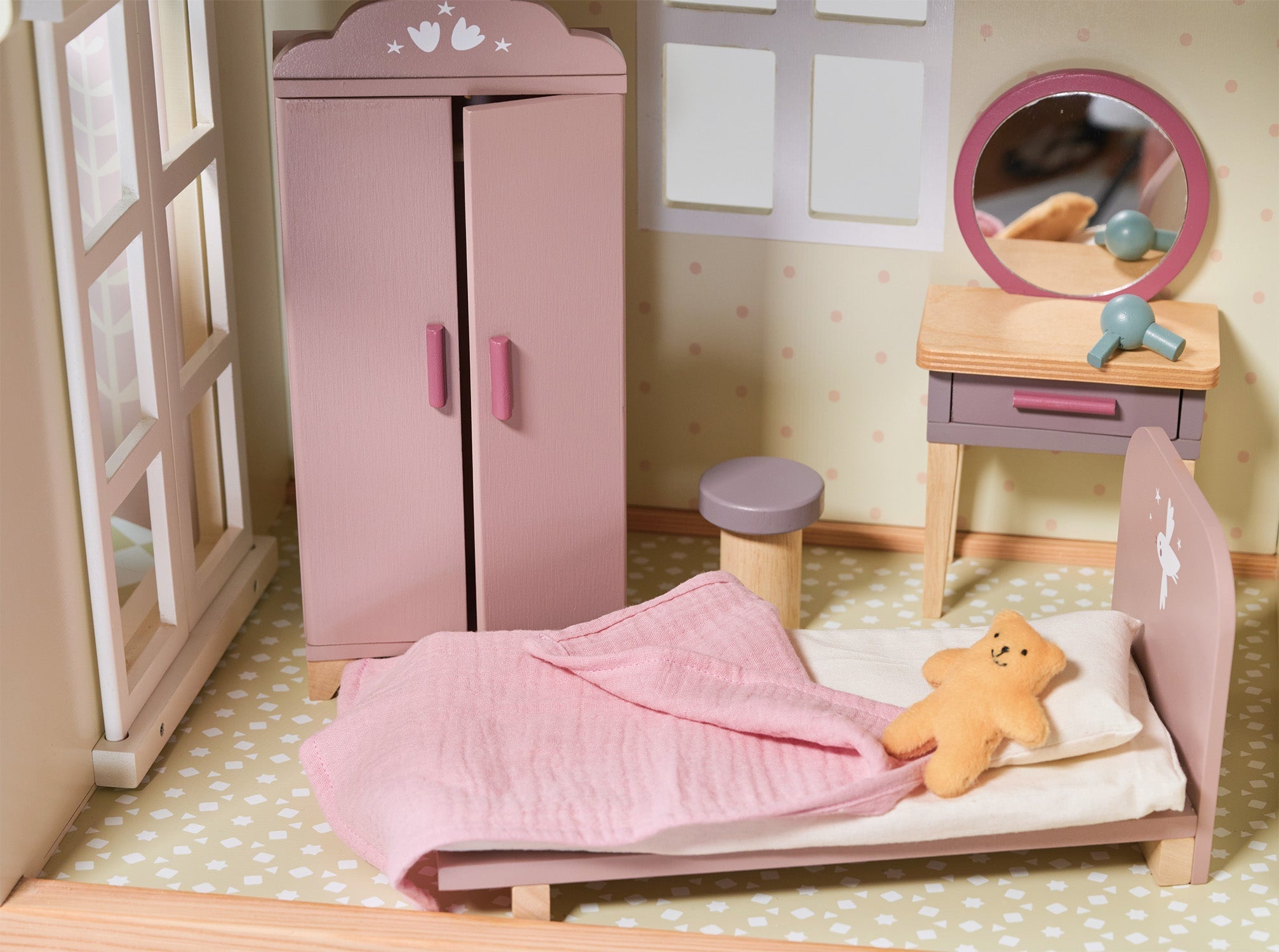 Mulberry Mansion - REGN