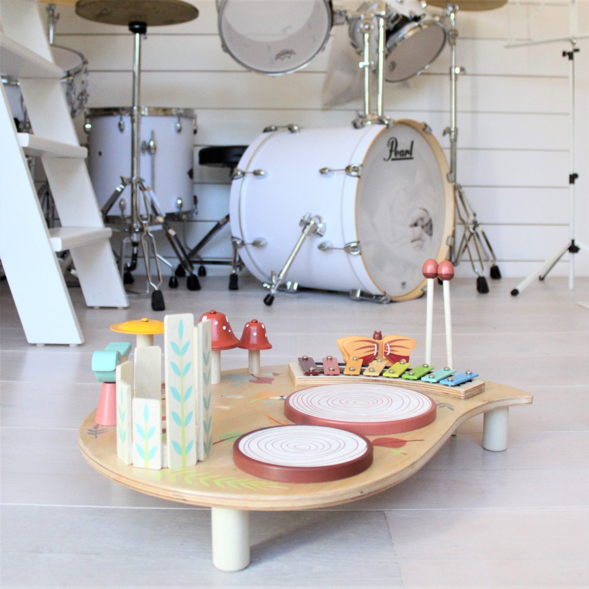Music Table - REGN