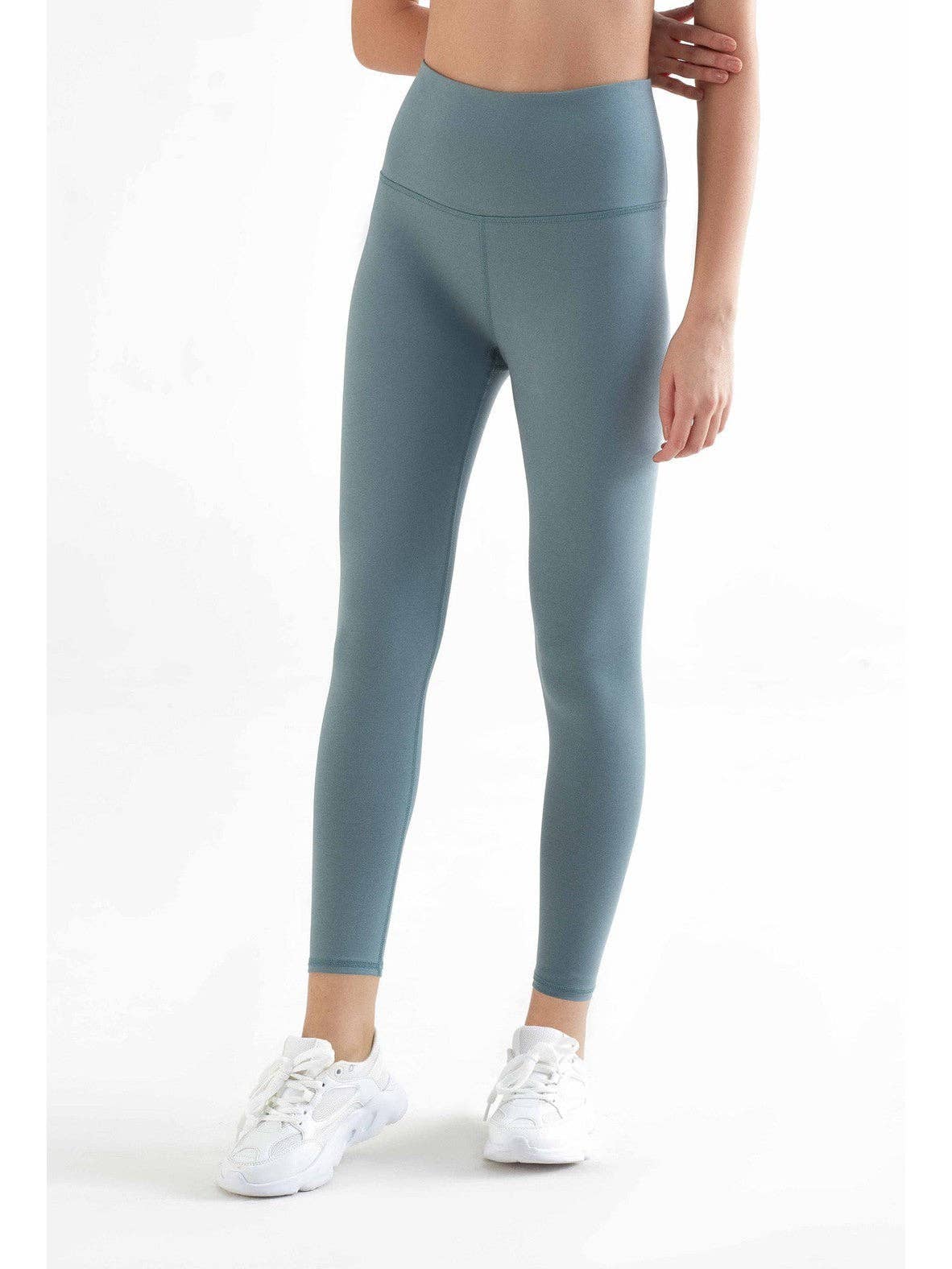 Organic 7/8 Stretch Leggings: Womens - REGN