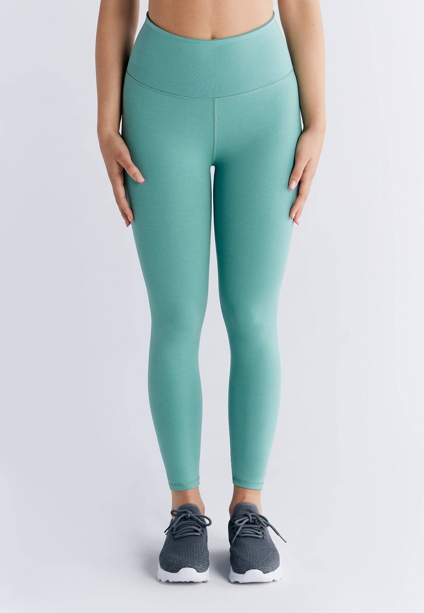 Organic 7/8 Stretch Leggings: Womens - REGN