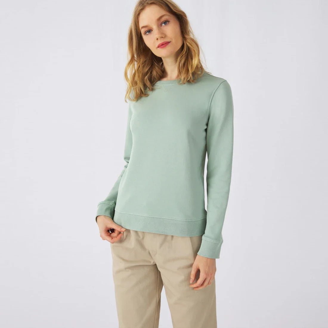 Organic Essential Sweatshirt: Womens - REGN