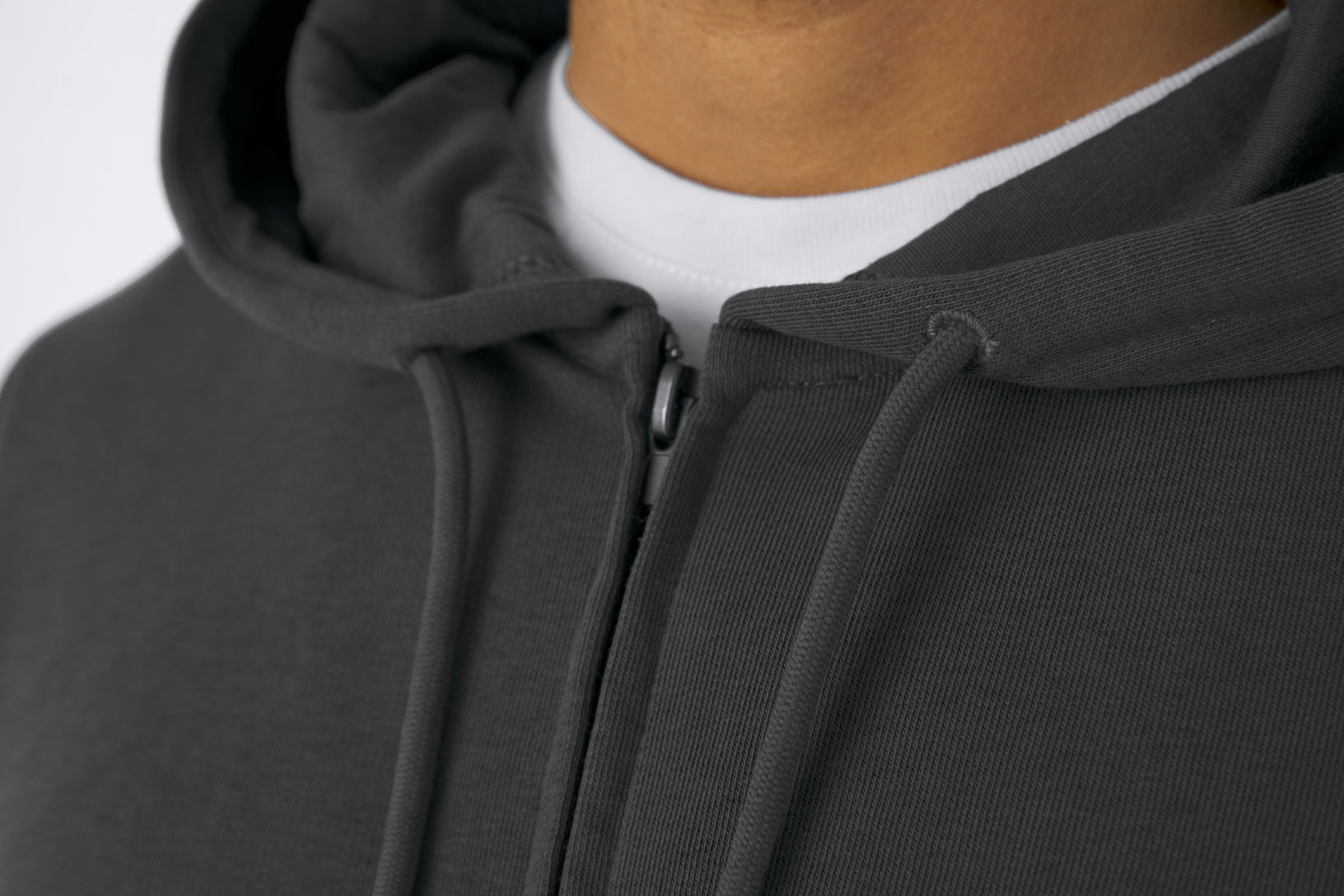 Organic Essential Zipped Hoodie: Mens - REGN