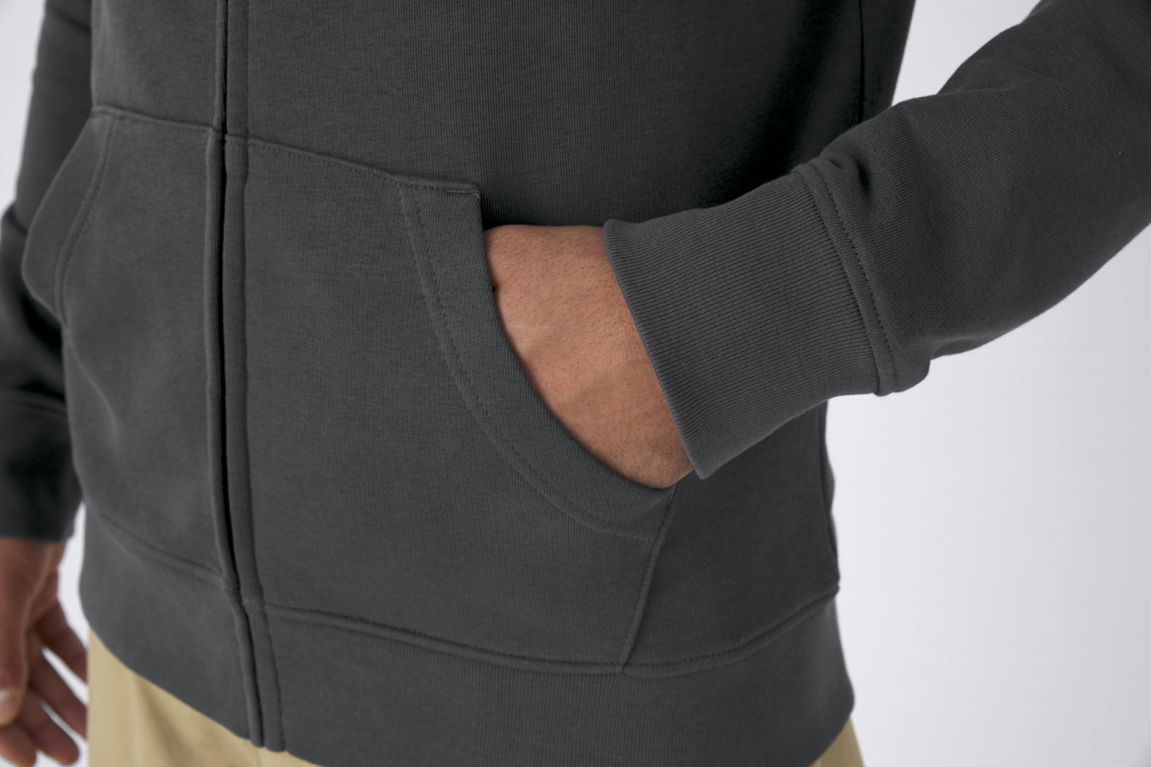 Organic Essential Zipped Hoodie: Mens - REGN