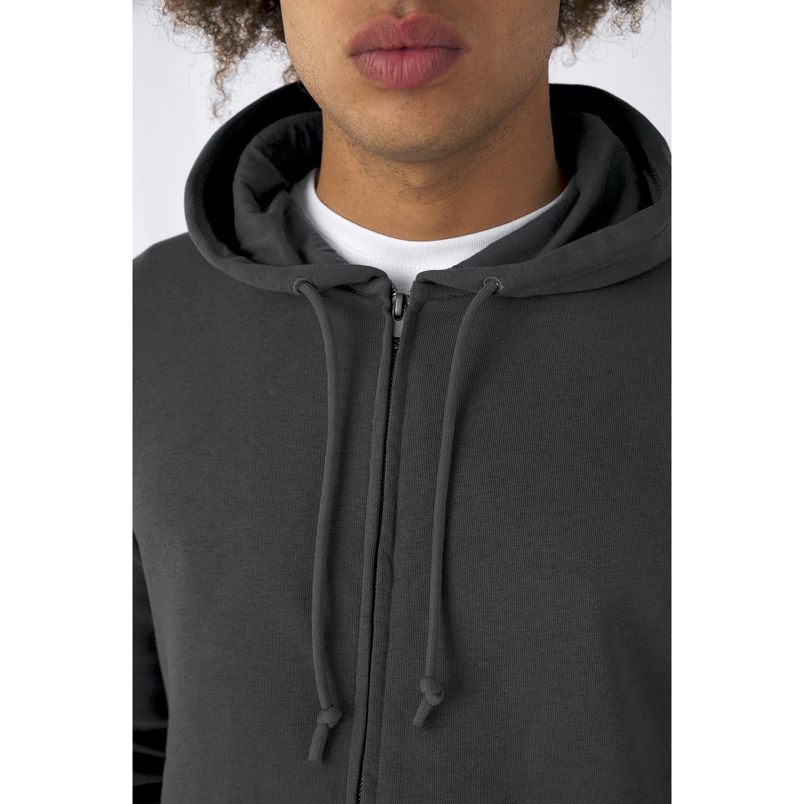 Organic Essential Zipped Hoodie: Mens - REGN
