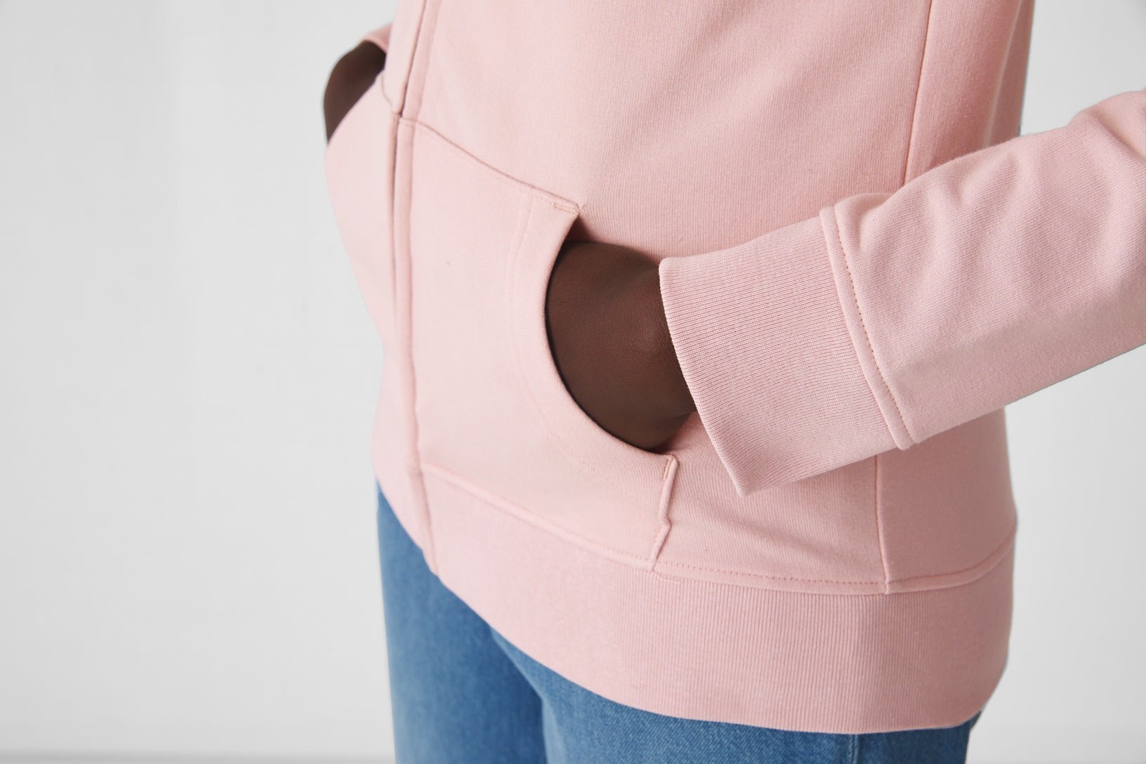 Organic Essential Zipped Hoodie: Womens - REGN