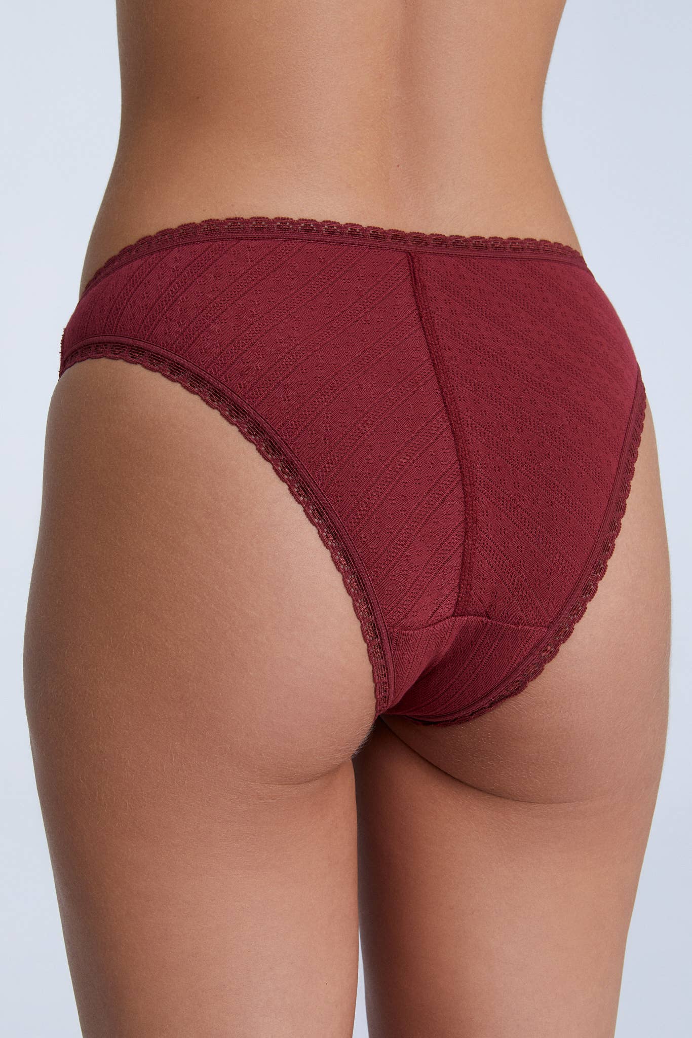 Organic Jacquard Lace Trimmed Slip - REGN