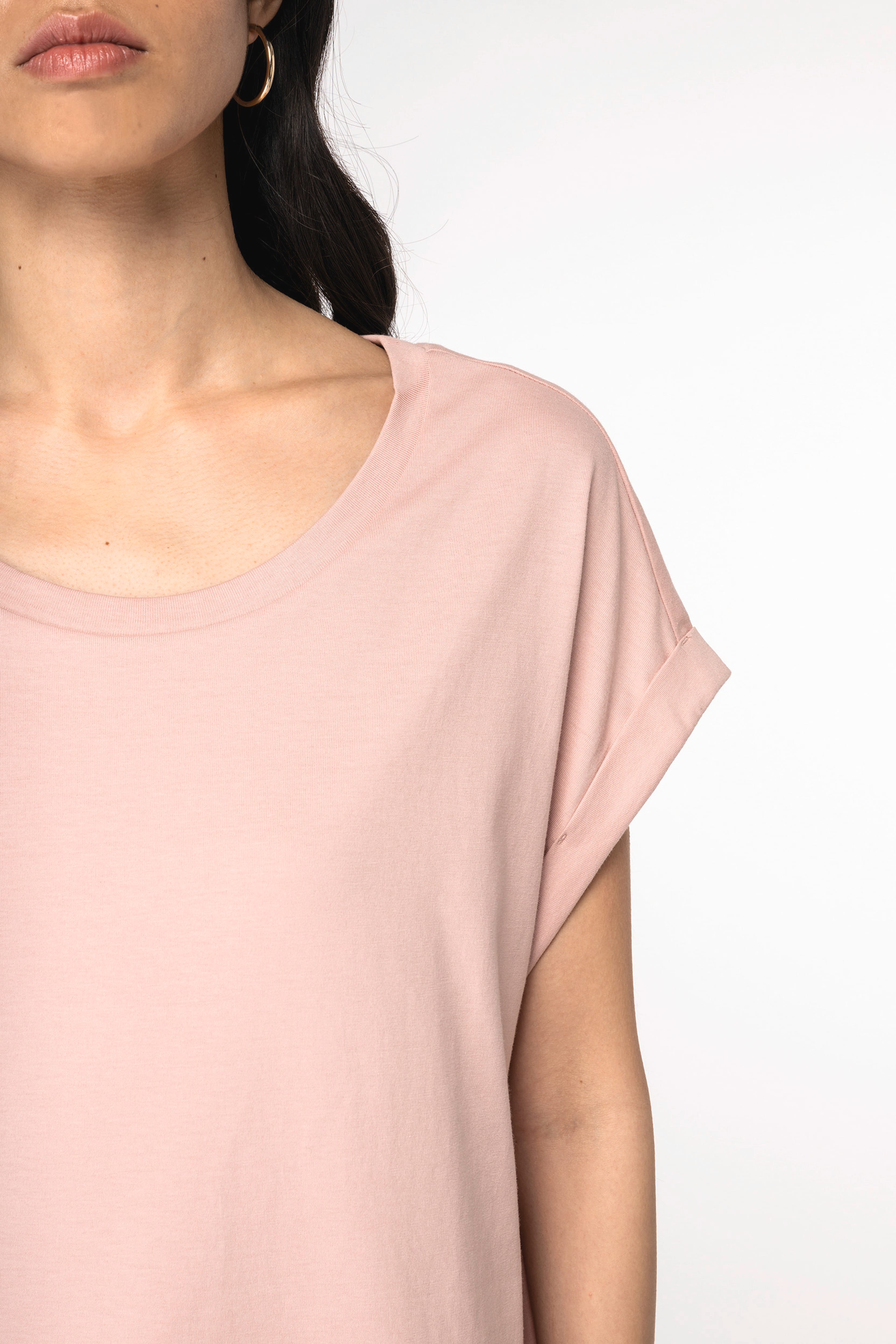 Organic Loose Fit Roll Sleeve T-shirt: Womens - REGN