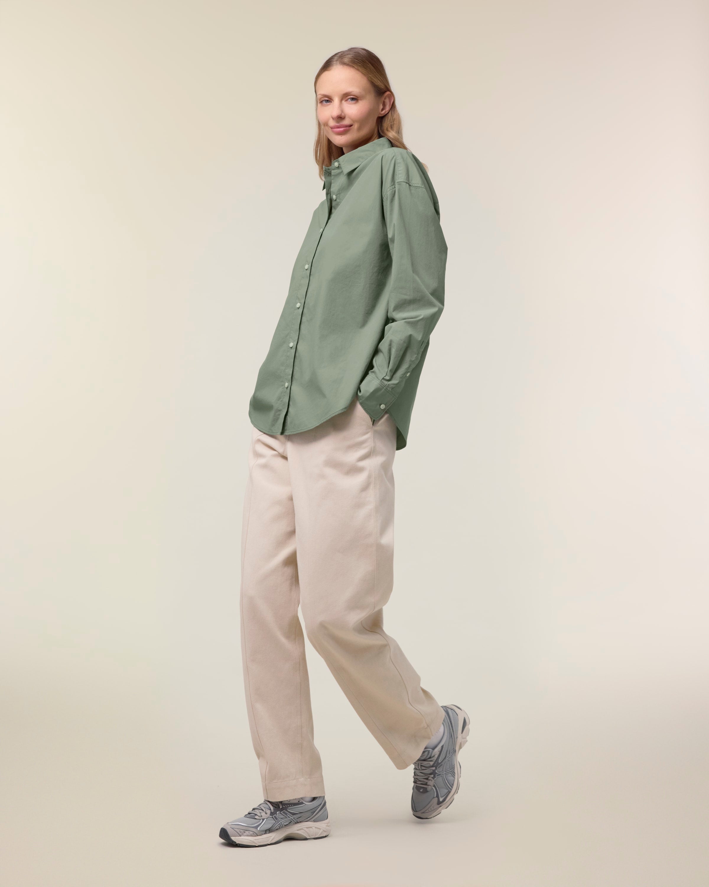 Organic Poplin Long Sleeve Shirt: Womens - REGN