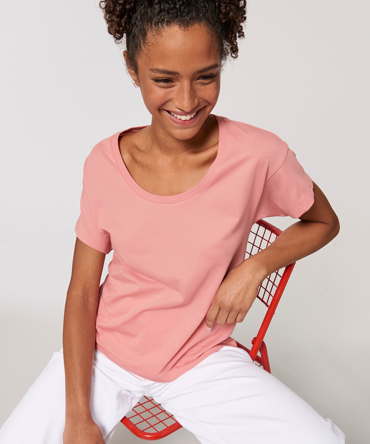 Organic Scoop Neck T-shirt: Womens - REGN