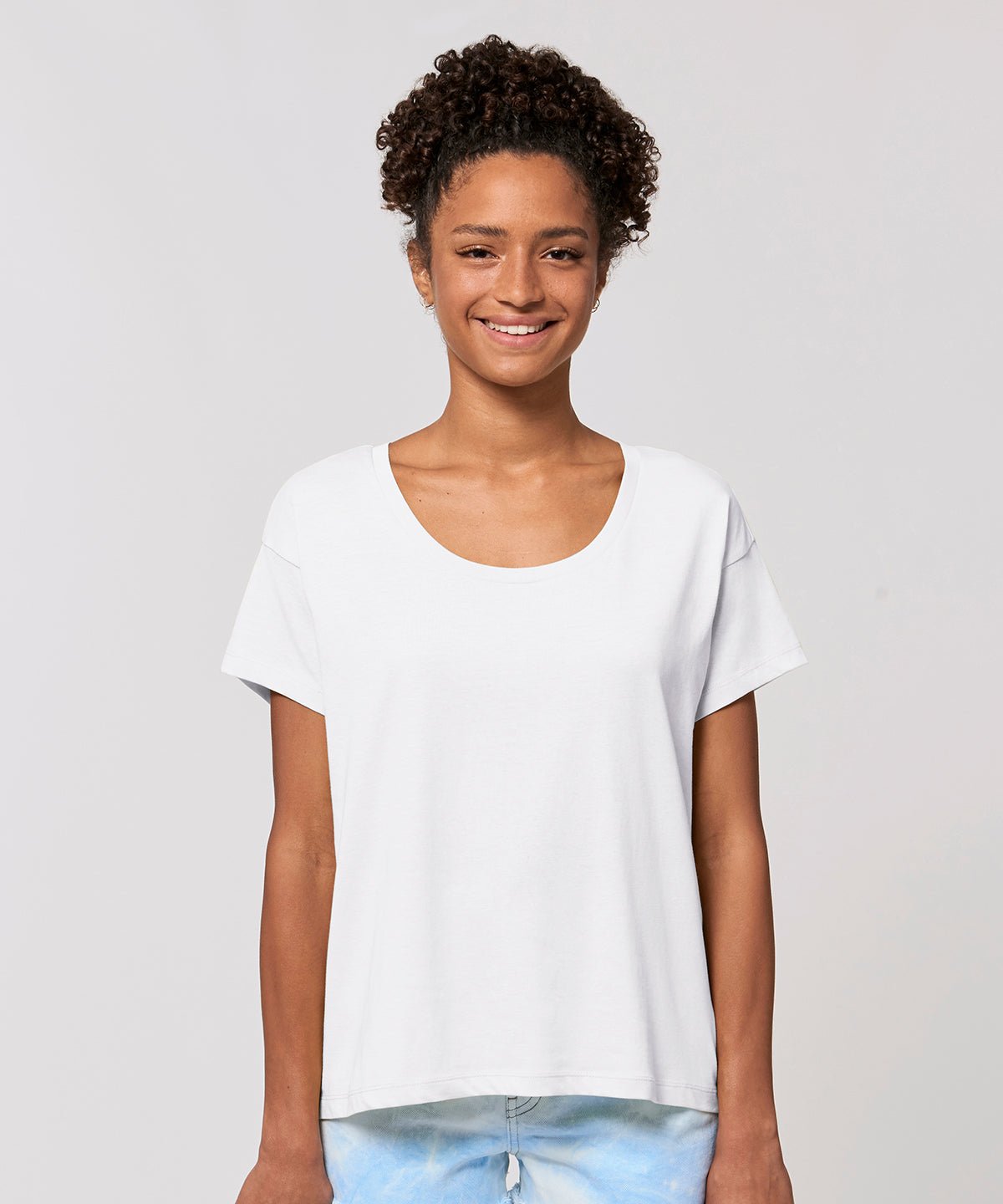 Organic Scoop Neck T-shirt: Womens - REGN