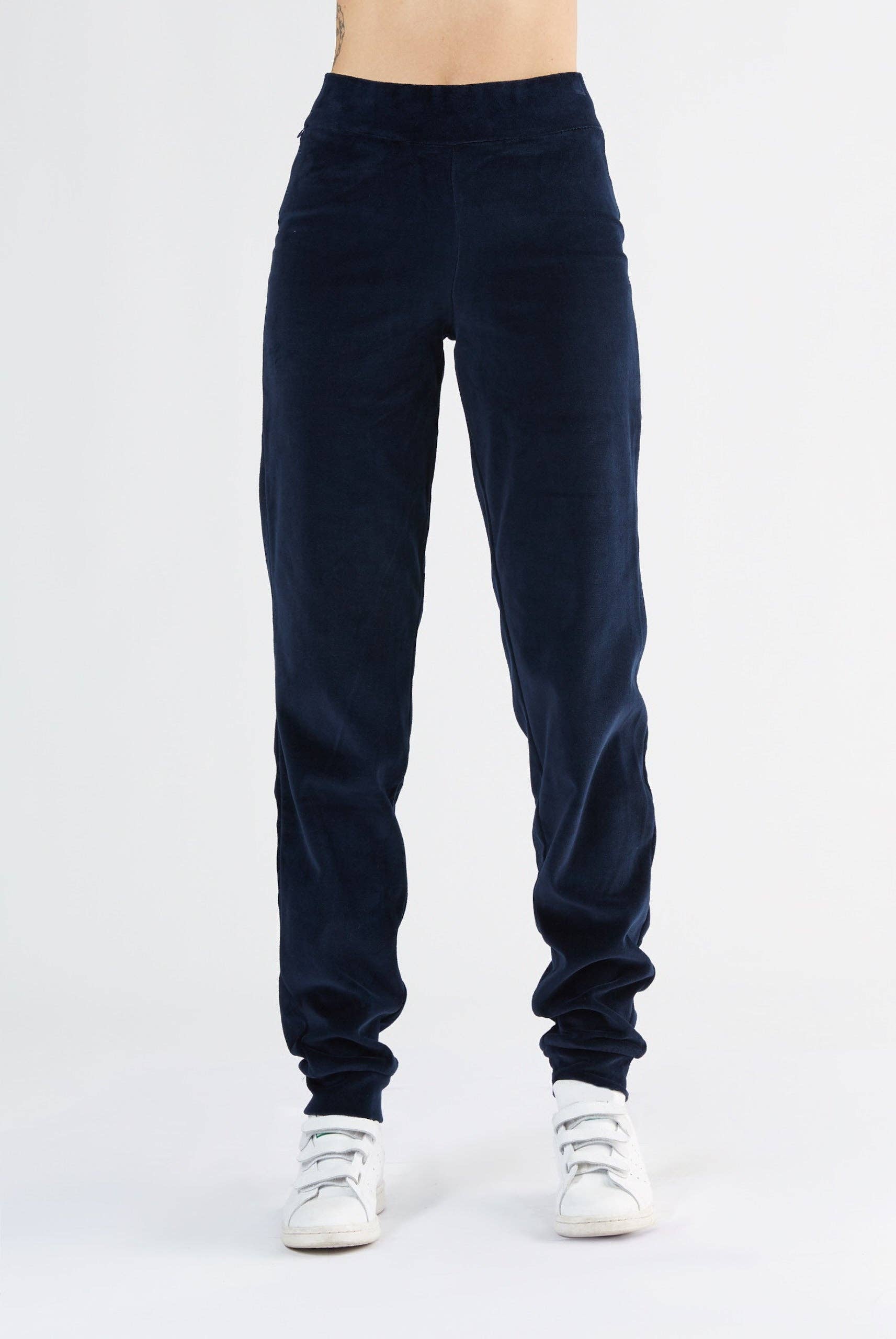 Organic Soft Fleece Cuffed Sweatpants: Womens - REGN