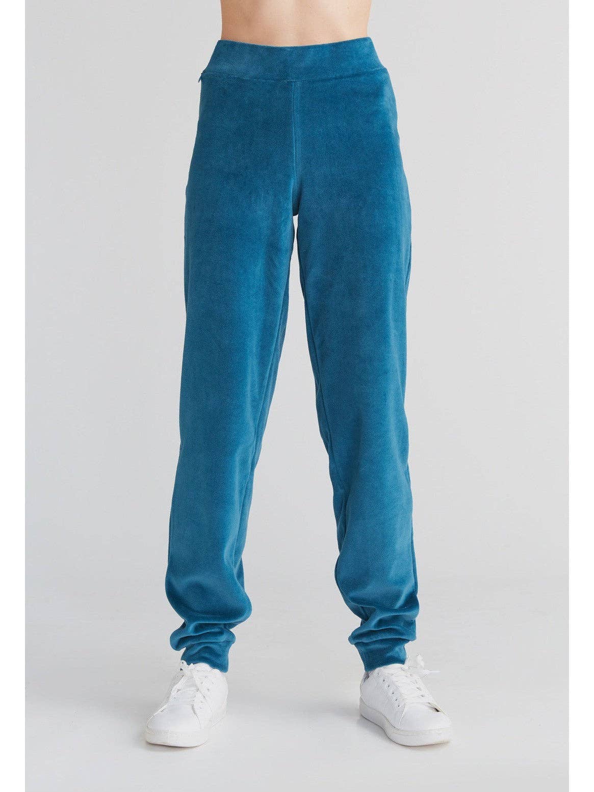 Organic Soft Fleece Cuffed Sweatpants: Womens - REGN