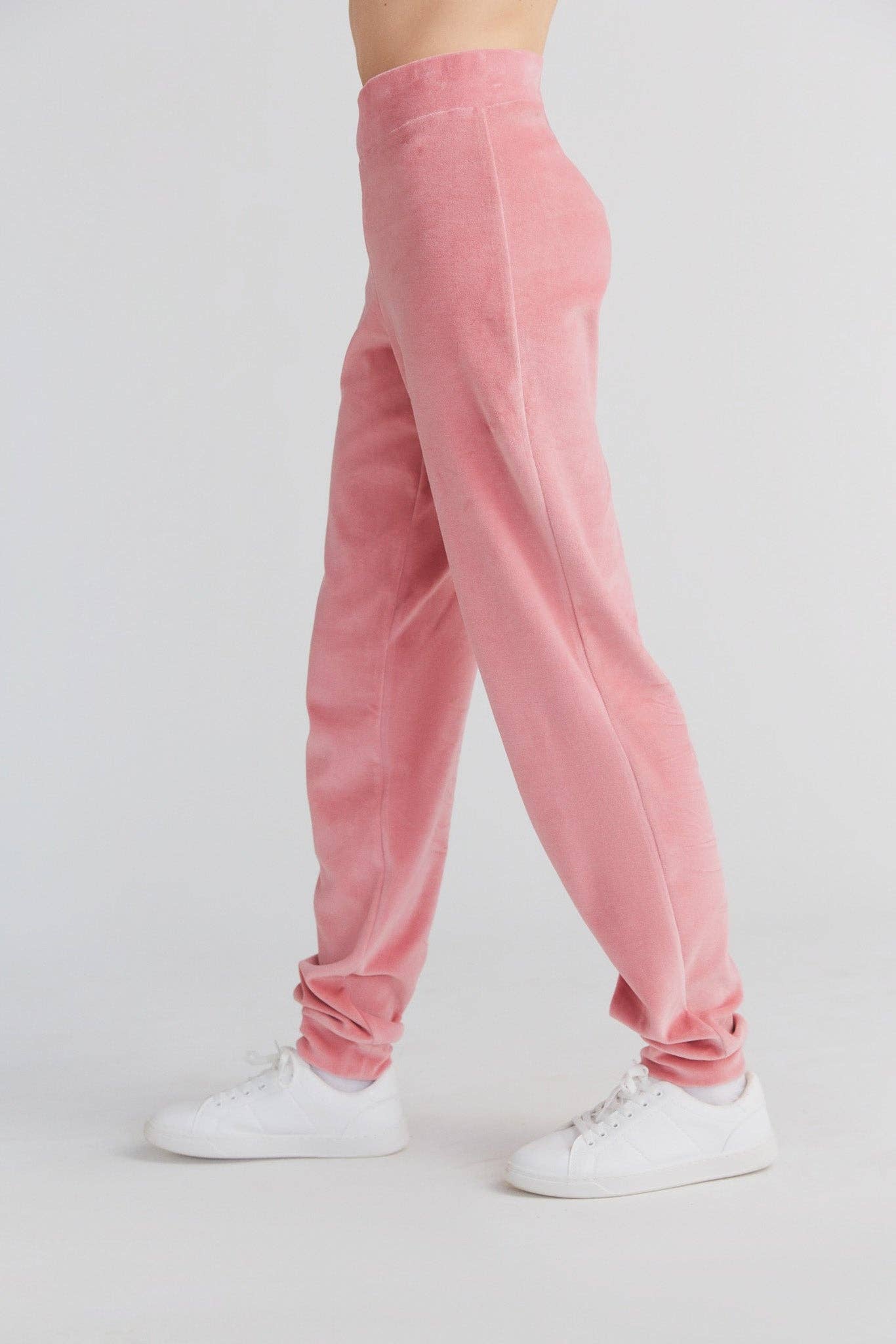 Organic Soft Fleece Cuffed Sweatpants: Womens - REGN