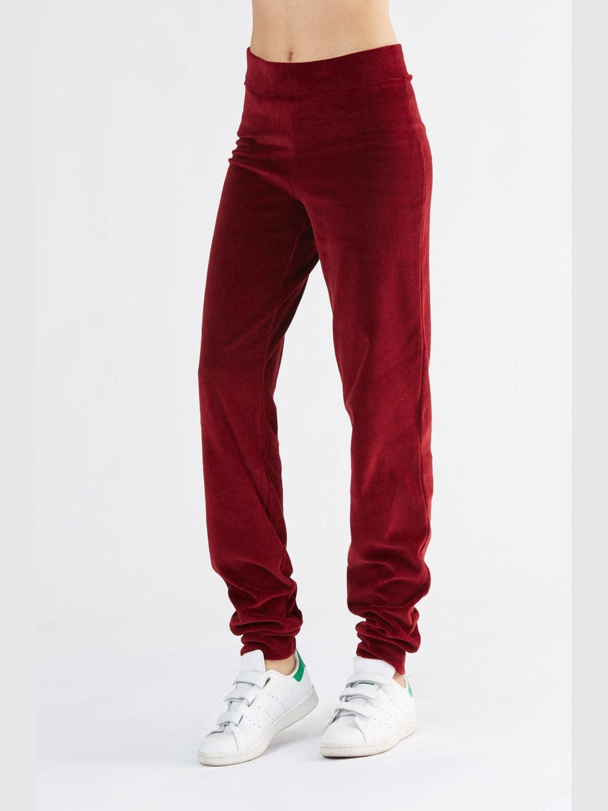 Organic Soft Fleece Cuffed Sweatpants: Womens - REGN