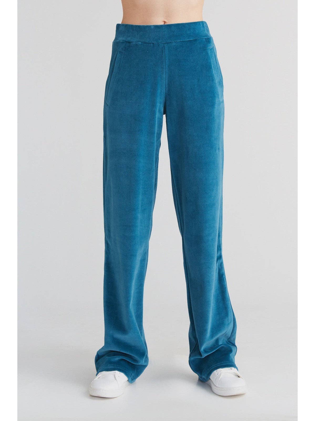 Organic Soft Fleece Straight Cut Sweatpants: Womens - REGN